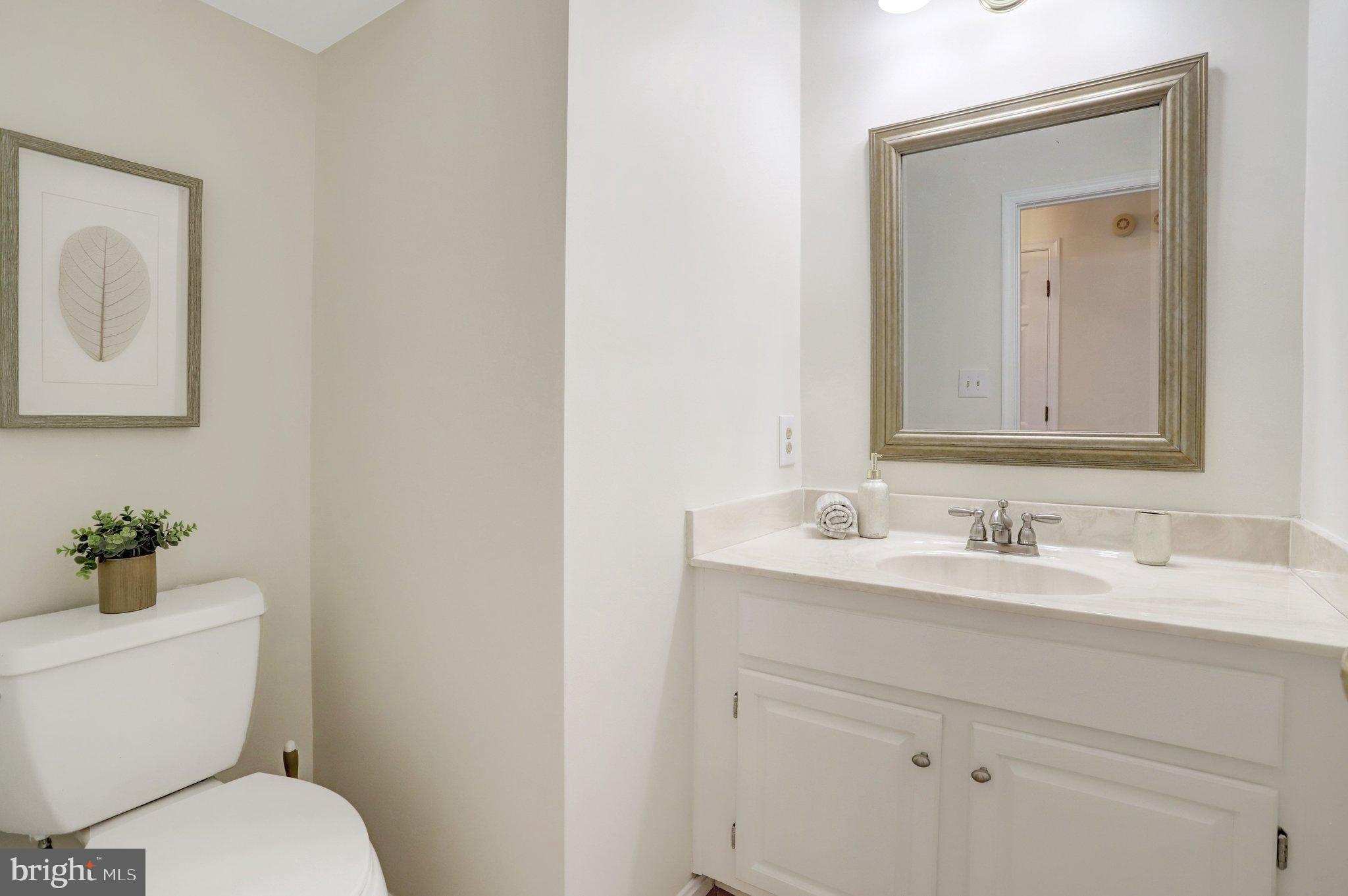 COLLINGWOOD MANOR - Residential