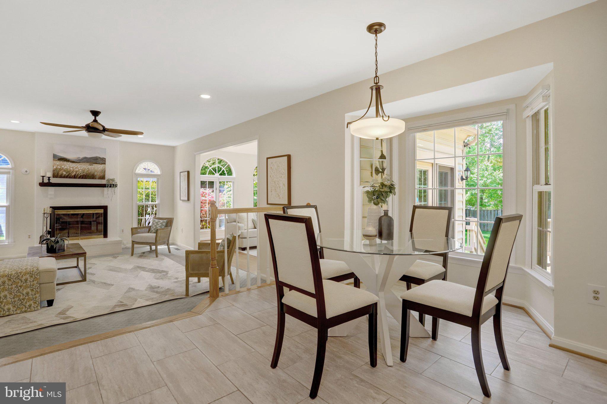 COLLINGWOOD MANOR - Residential