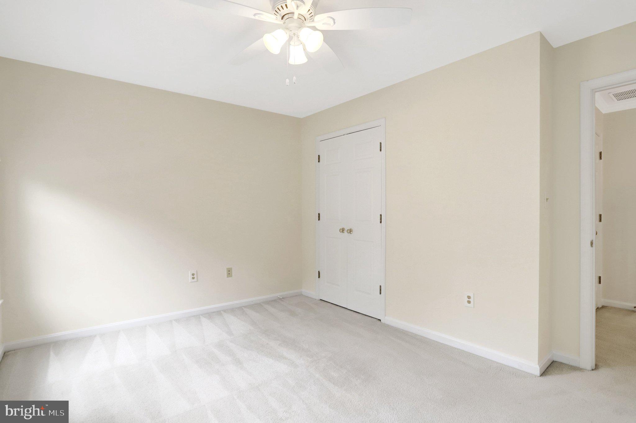 COLLINGWOOD MANOR - Residential
