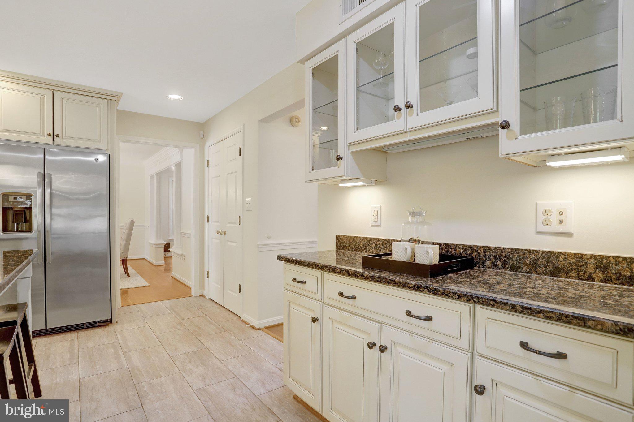 COLLINGWOOD MANOR - Residential