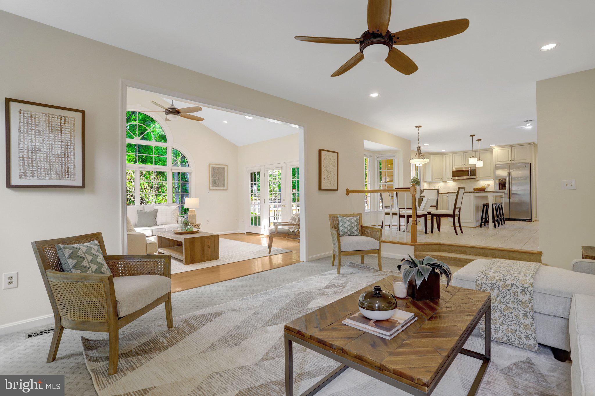 COLLINGWOOD MANOR - Residential