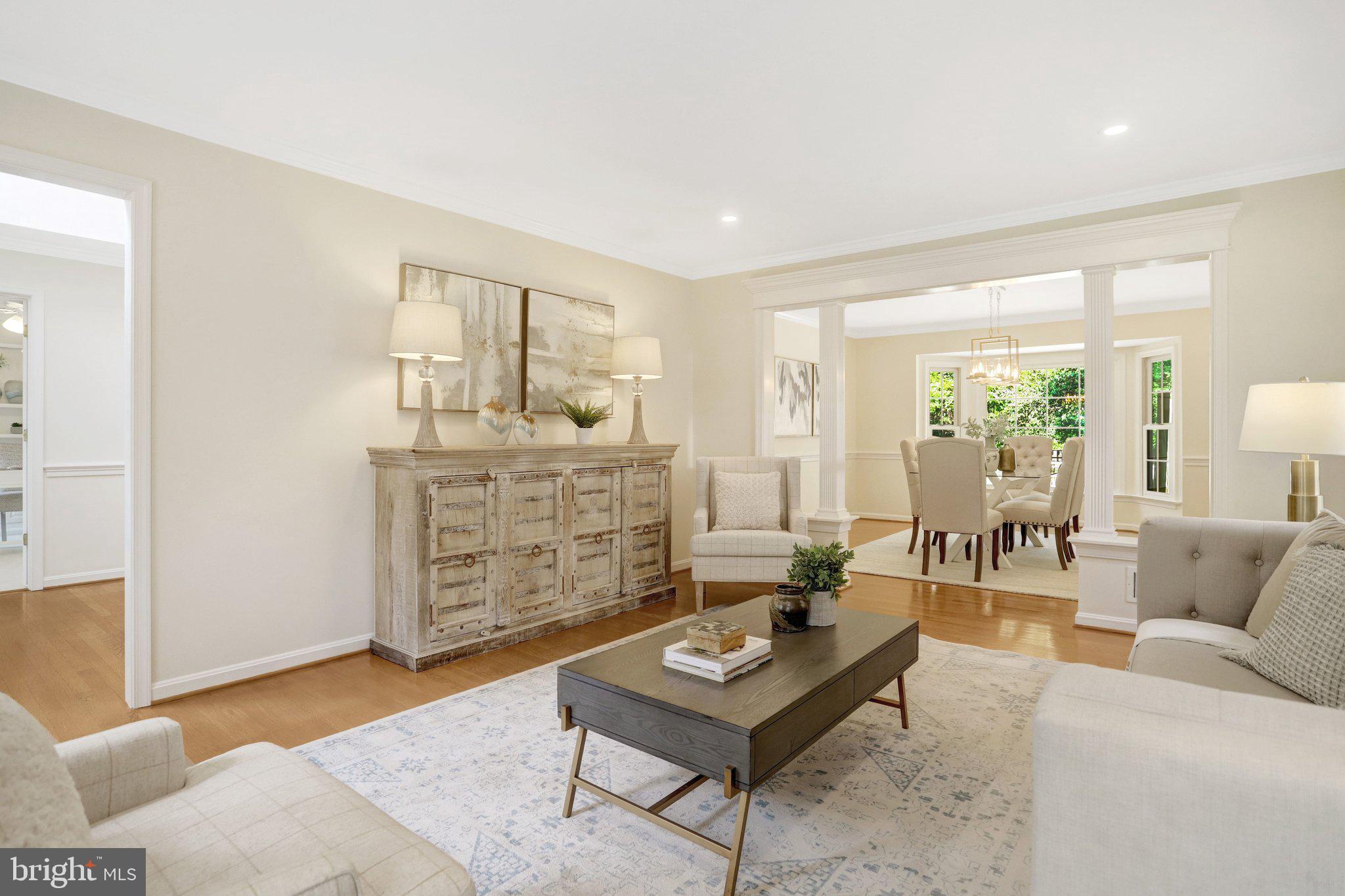 COLLINGWOOD MANOR - Residential