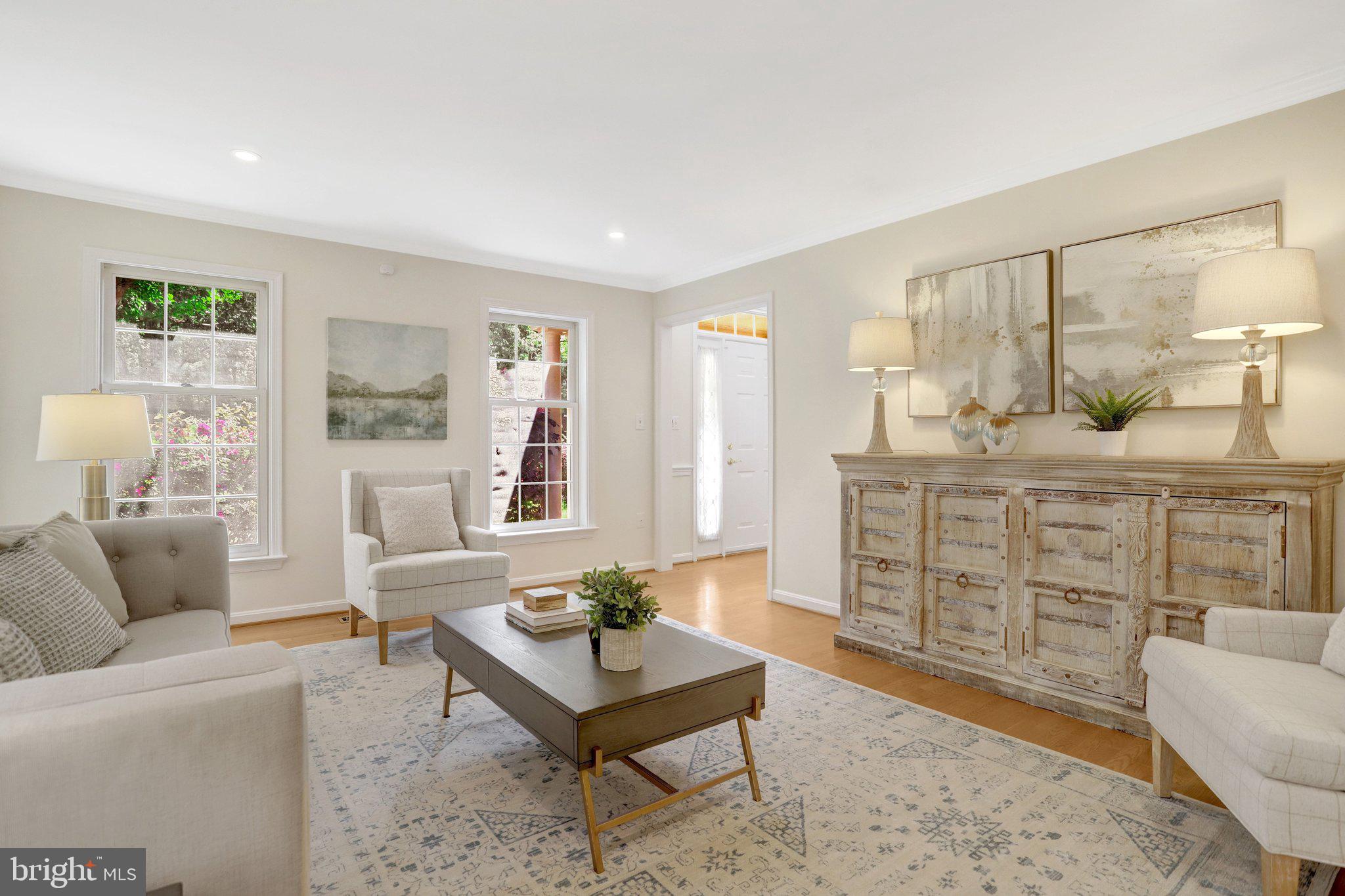 COLLINGWOOD MANOR - Residential