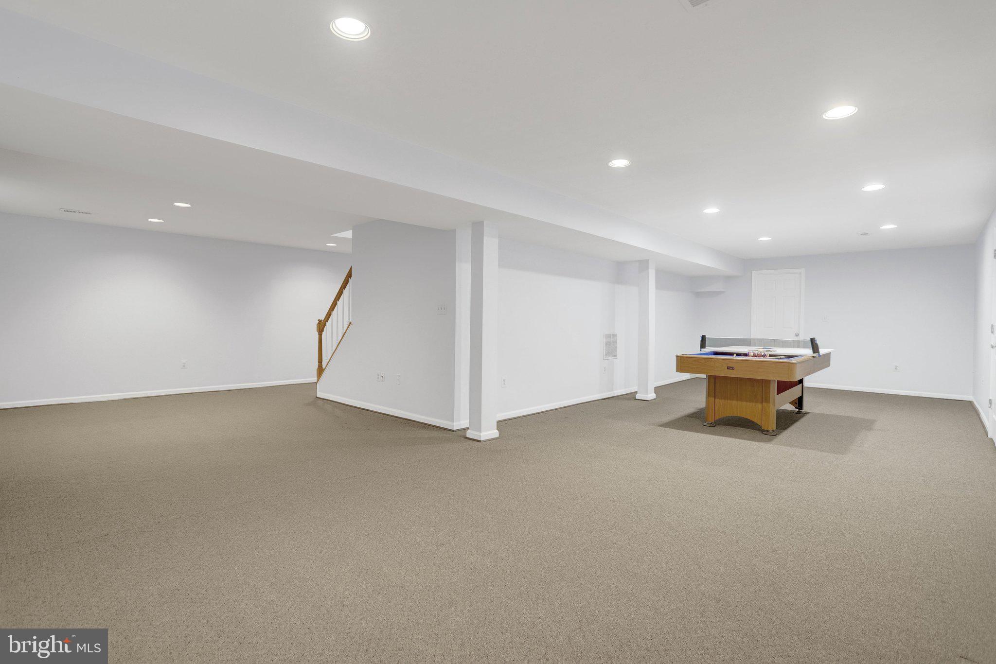 COLLINGWOOD MANOR - Residential