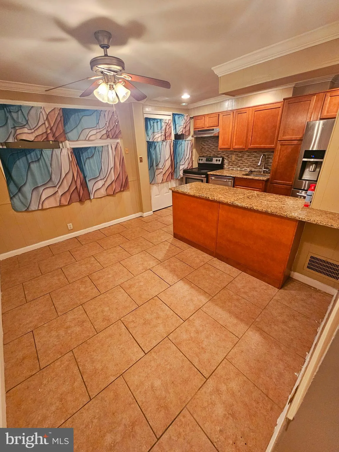 Wilmington, Delaware 19805, United States, 3 Bedrooms Bedrooms, ,1 BathroomBathrooms,Residential,Active,27459