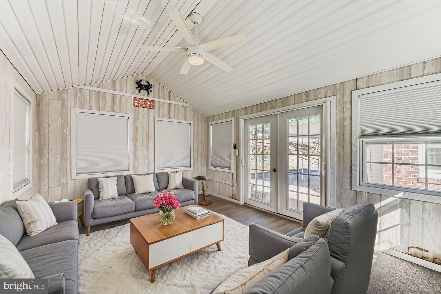 ROSEDALE - Residential