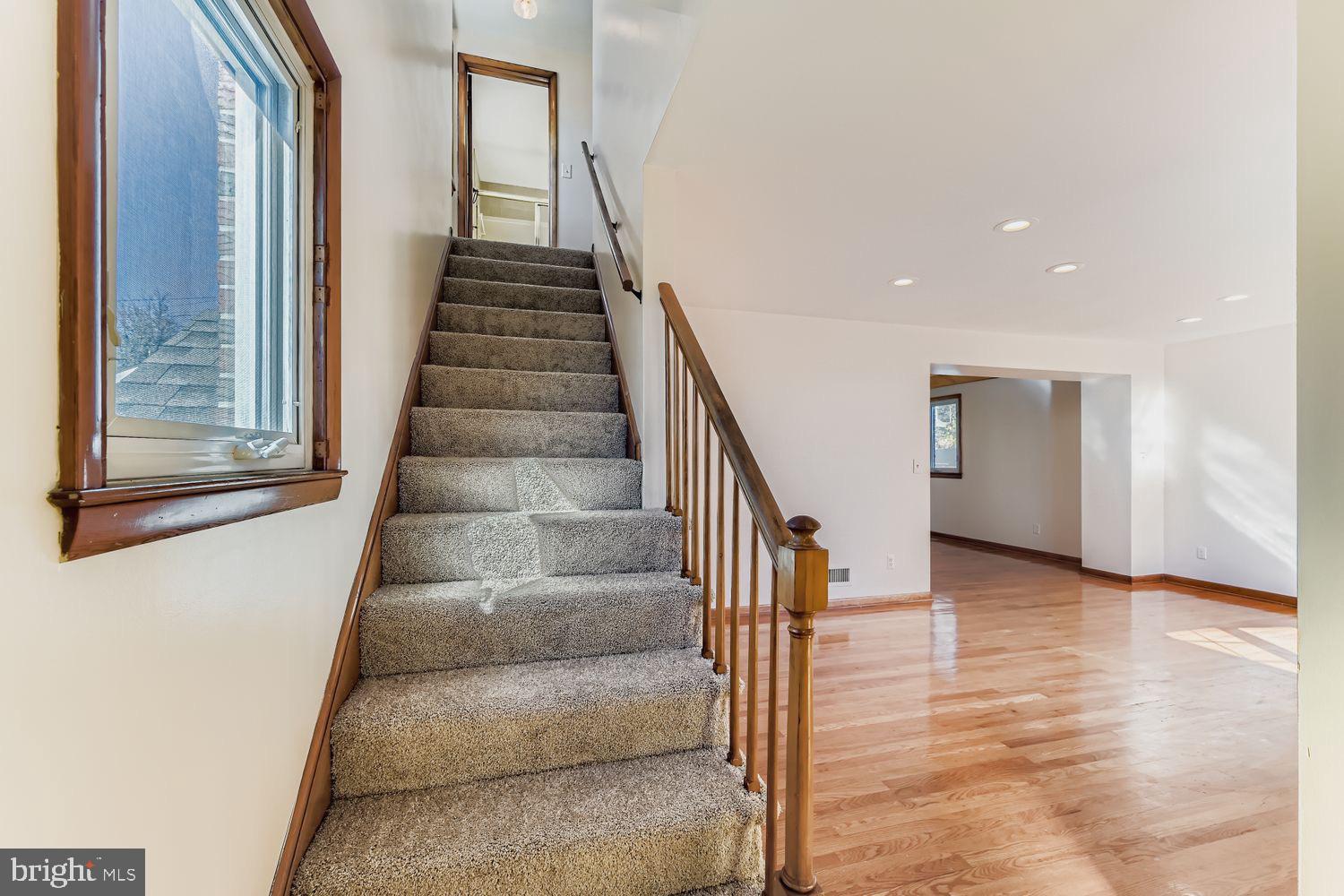 ROSEDALE - Residential