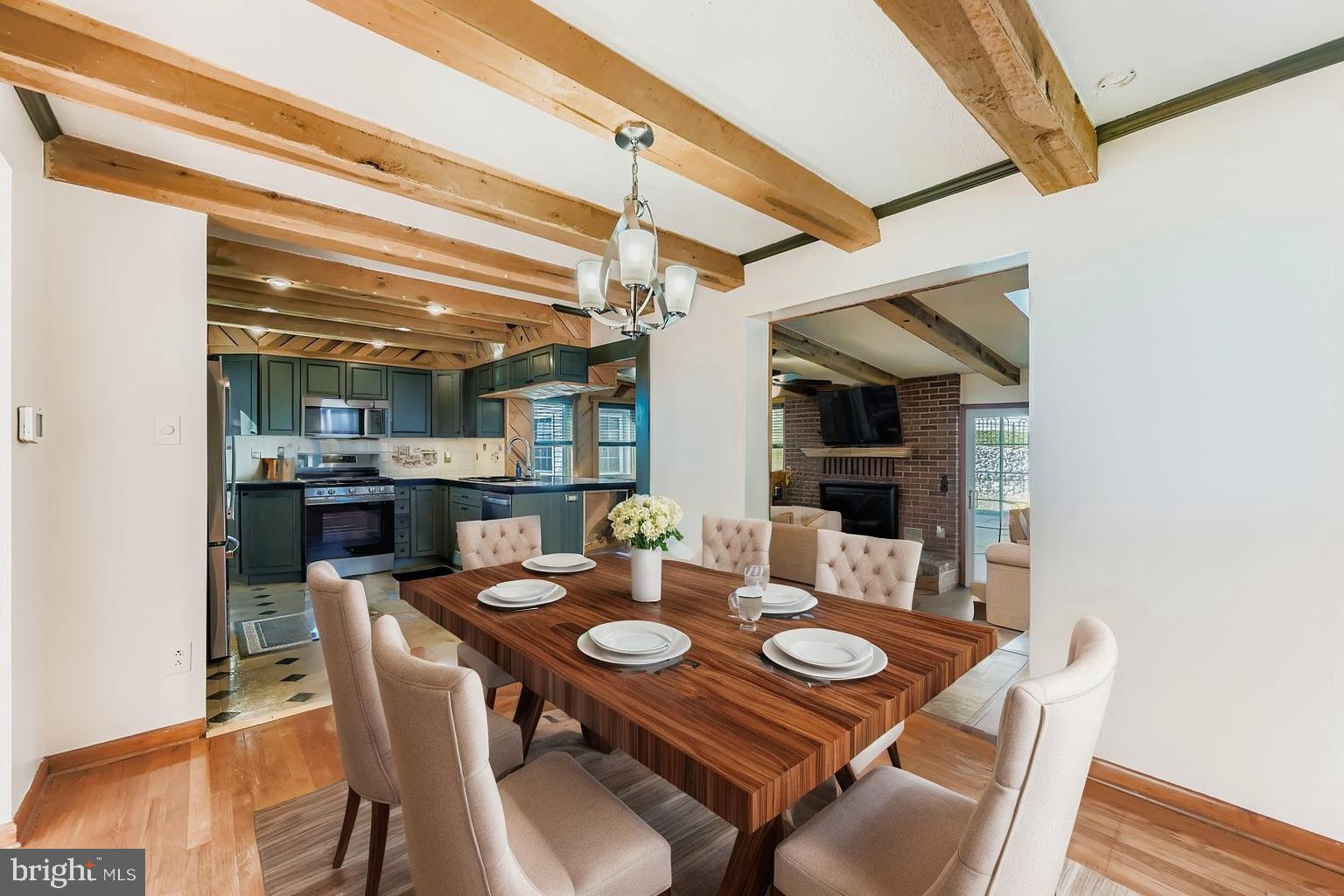 ROSEDALE - Residential