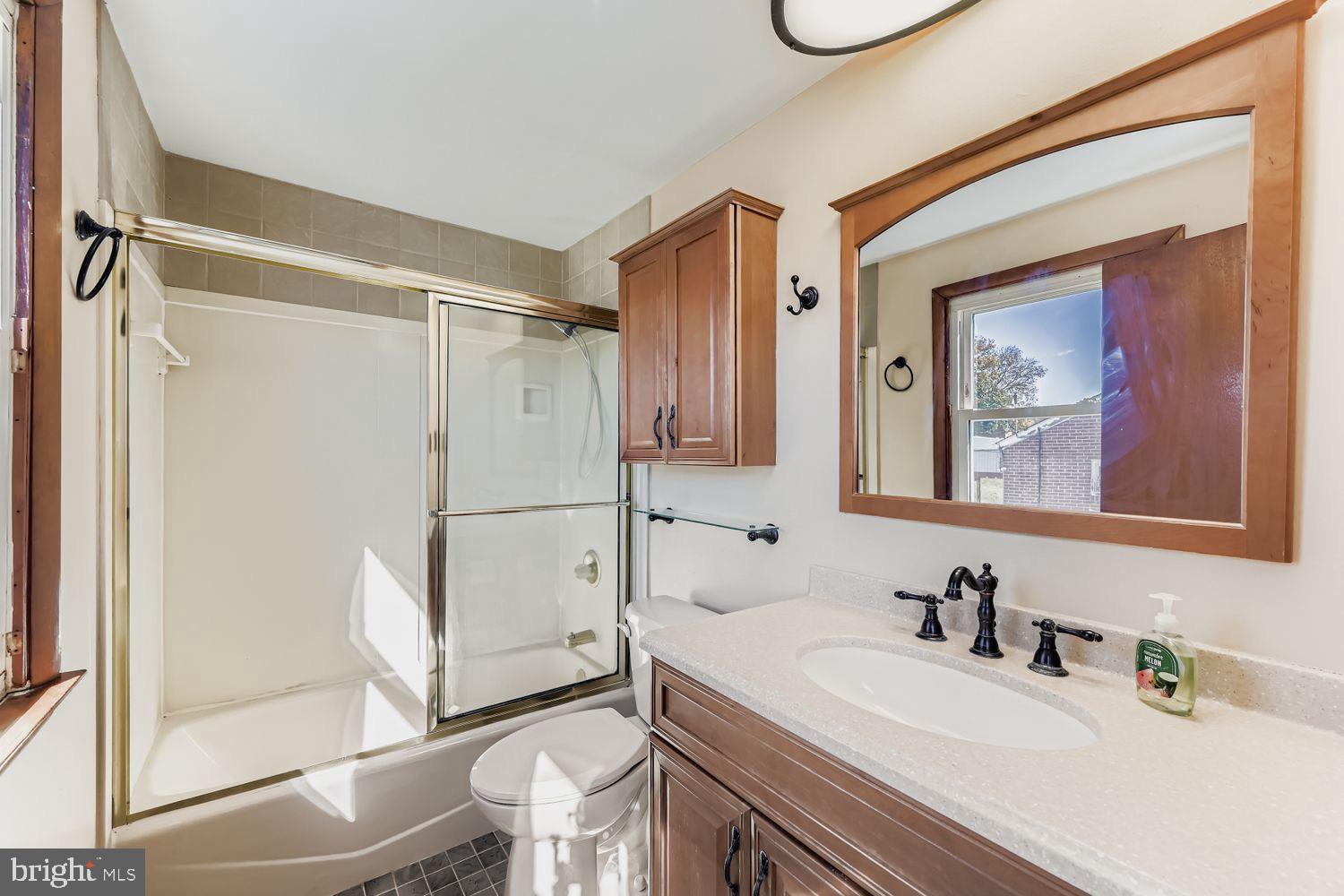 ROSEDALE - Residential