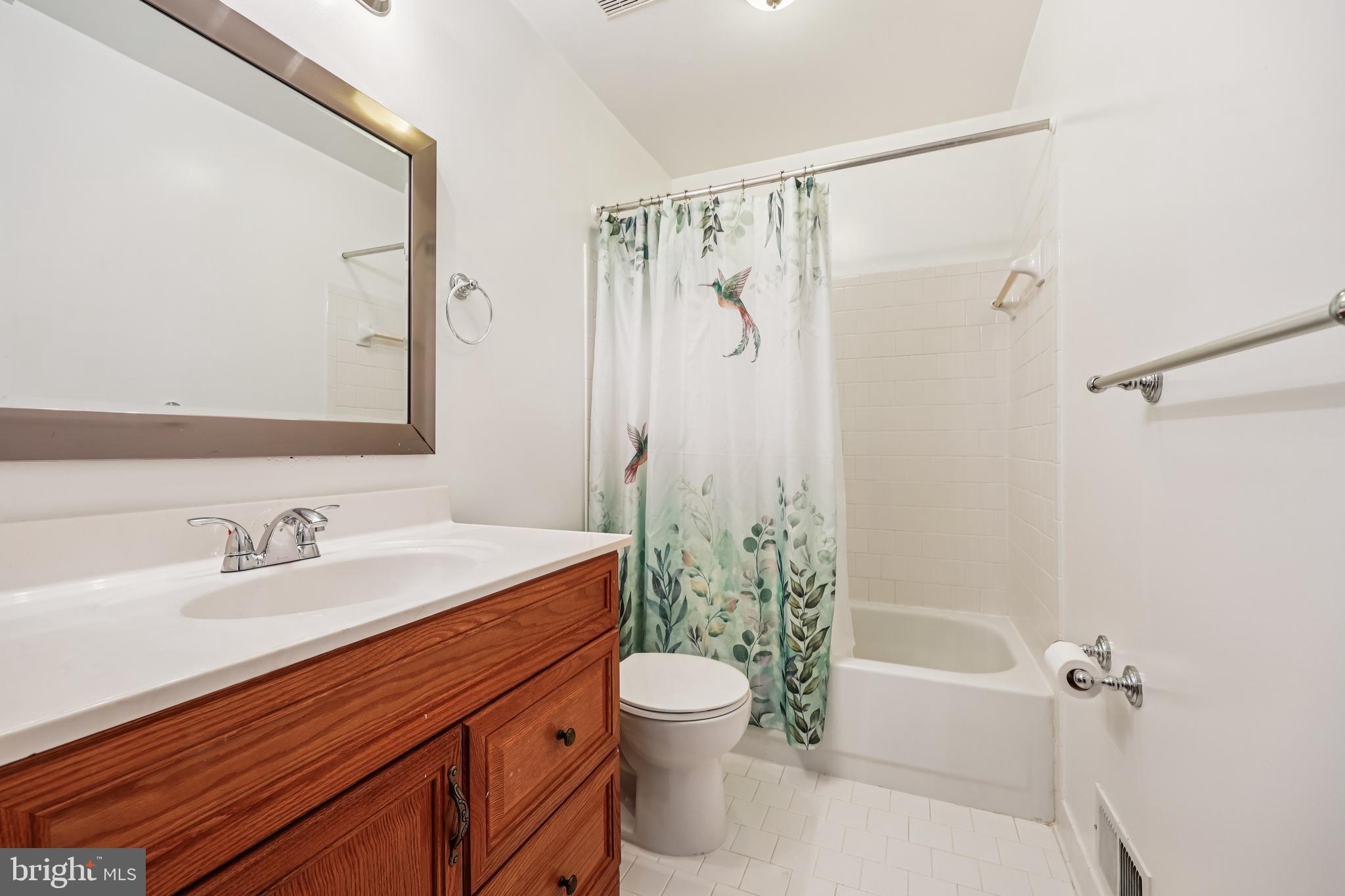 KINGS SQUARE - Residential