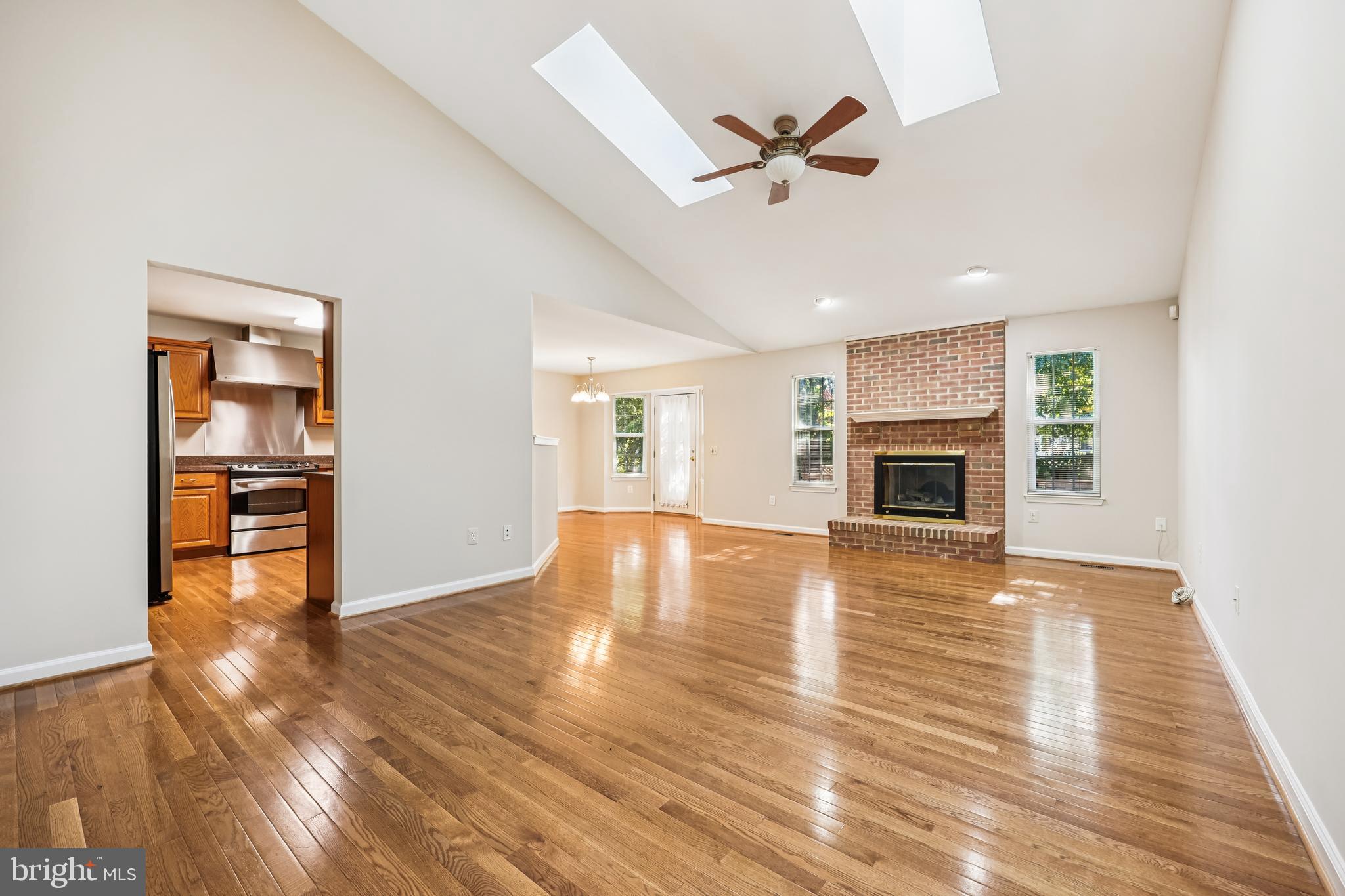 KINGS SQUARE - Residential