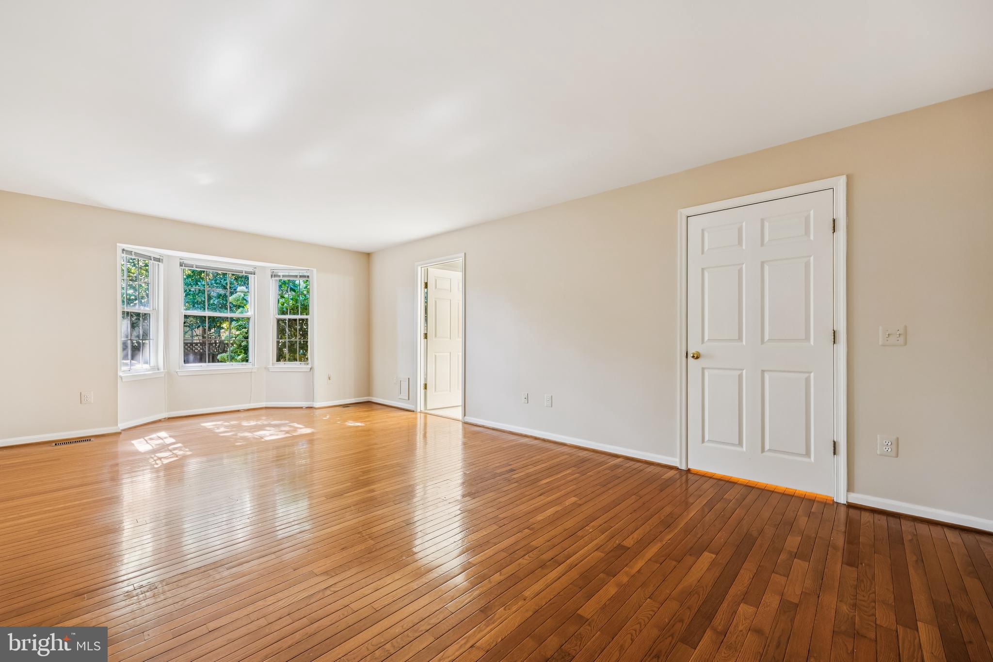 KINGS SQUARE - Residential