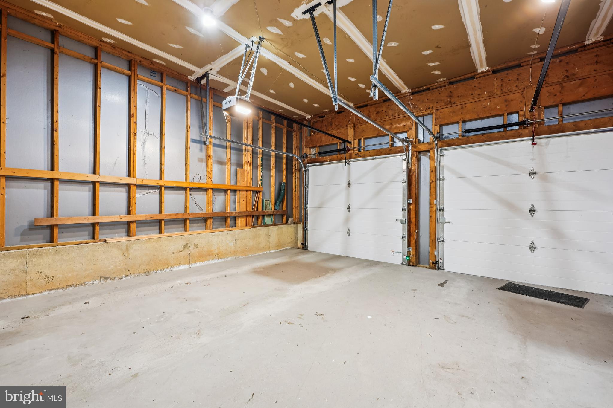 KINGS SQUARE - Residential