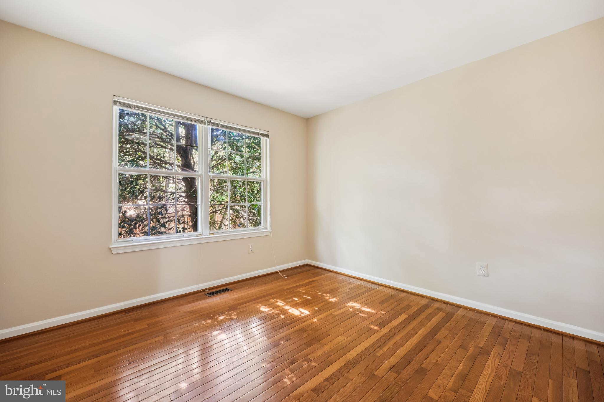 KINGS SQUARE - Residential