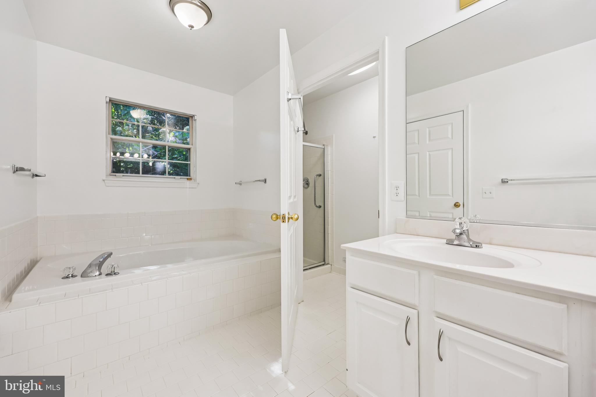 KINGS SQUARE - Residential