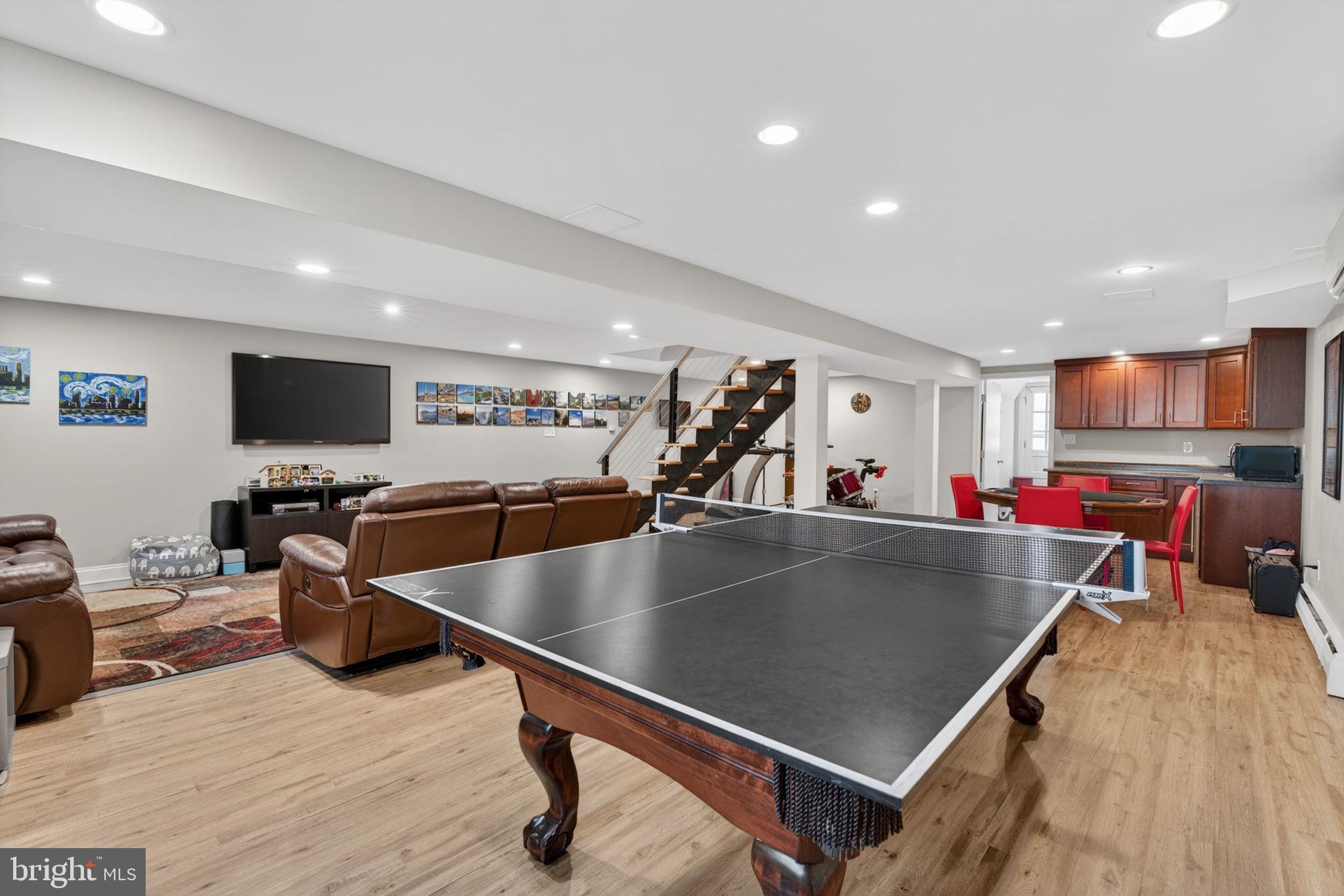 STONELEIGH - Residential