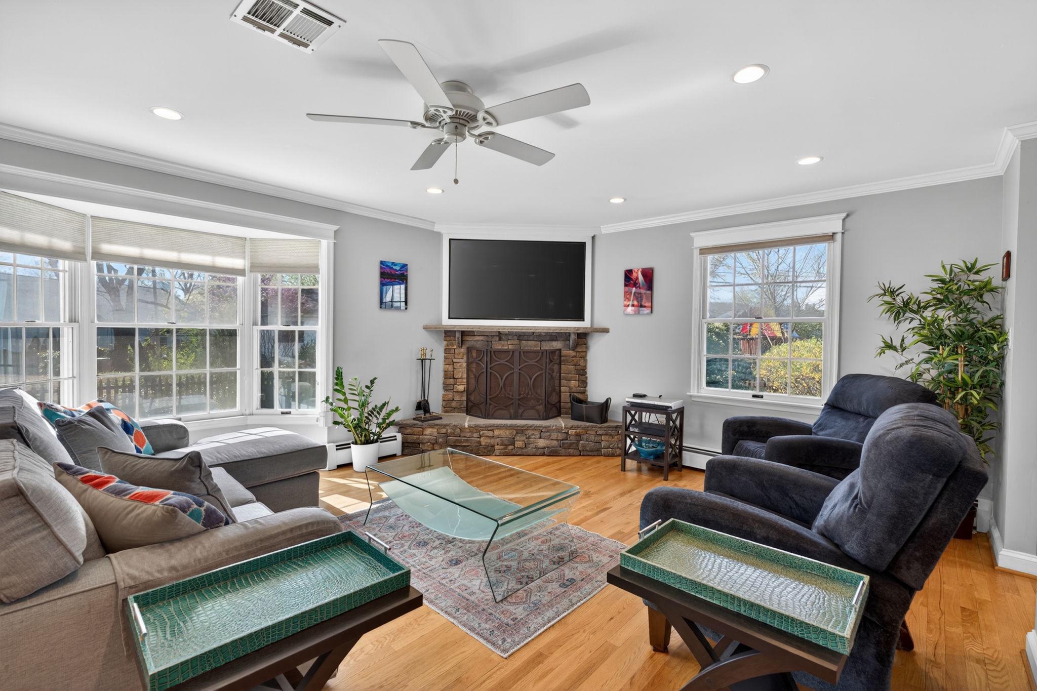 STONELEIGH - Residential