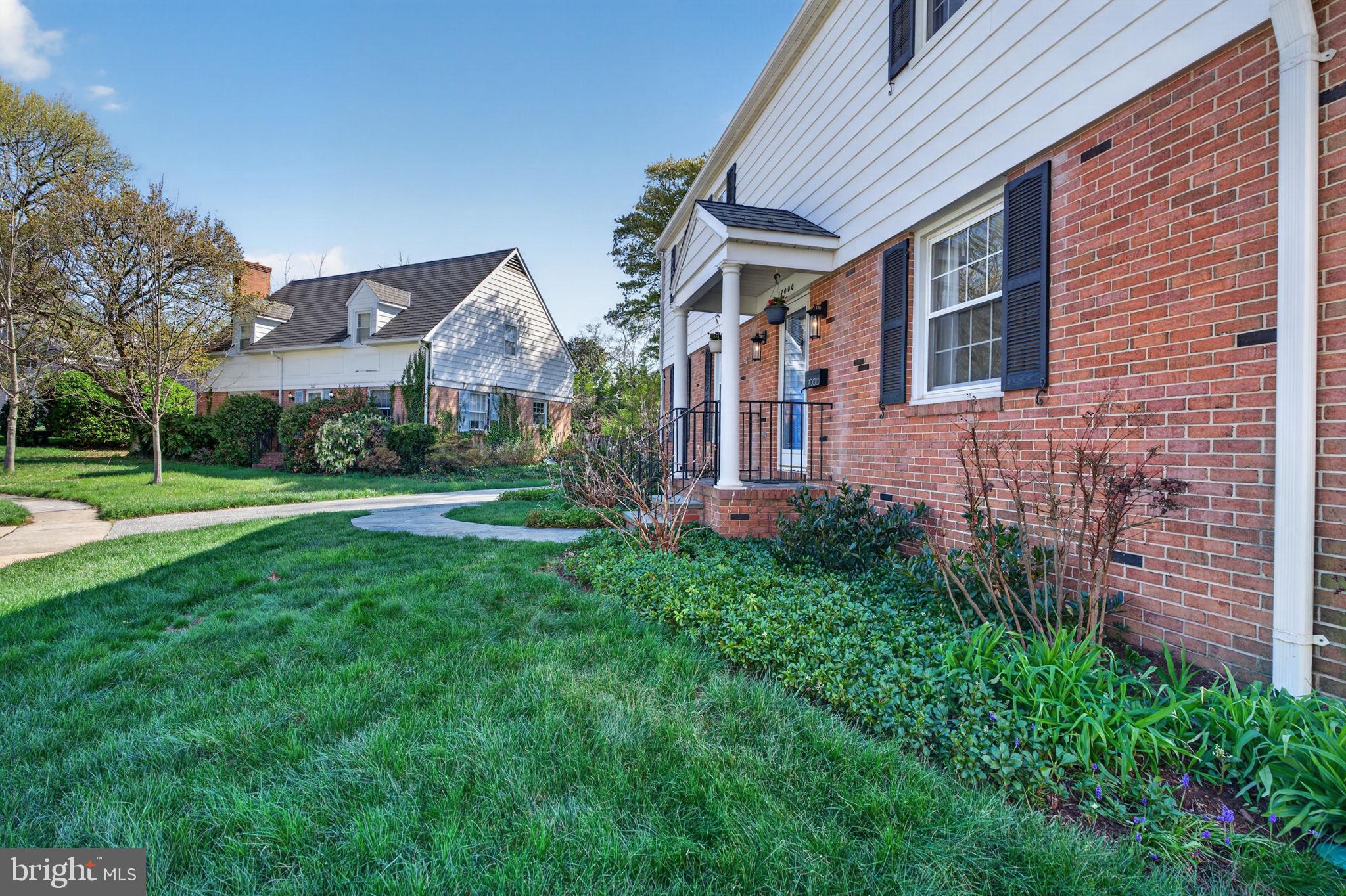 STONELEIGH - Residential