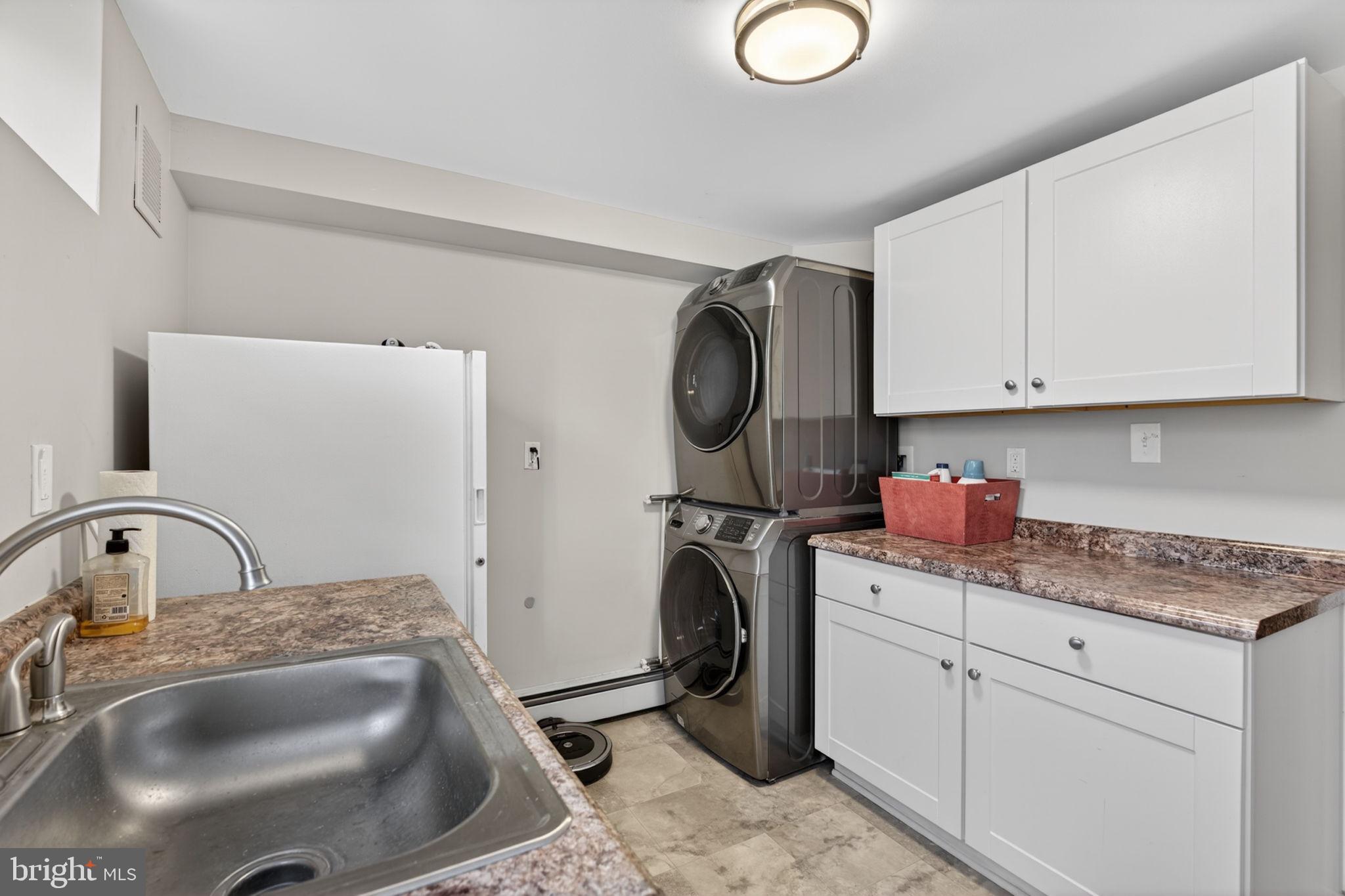 STONELEIGH - Residential