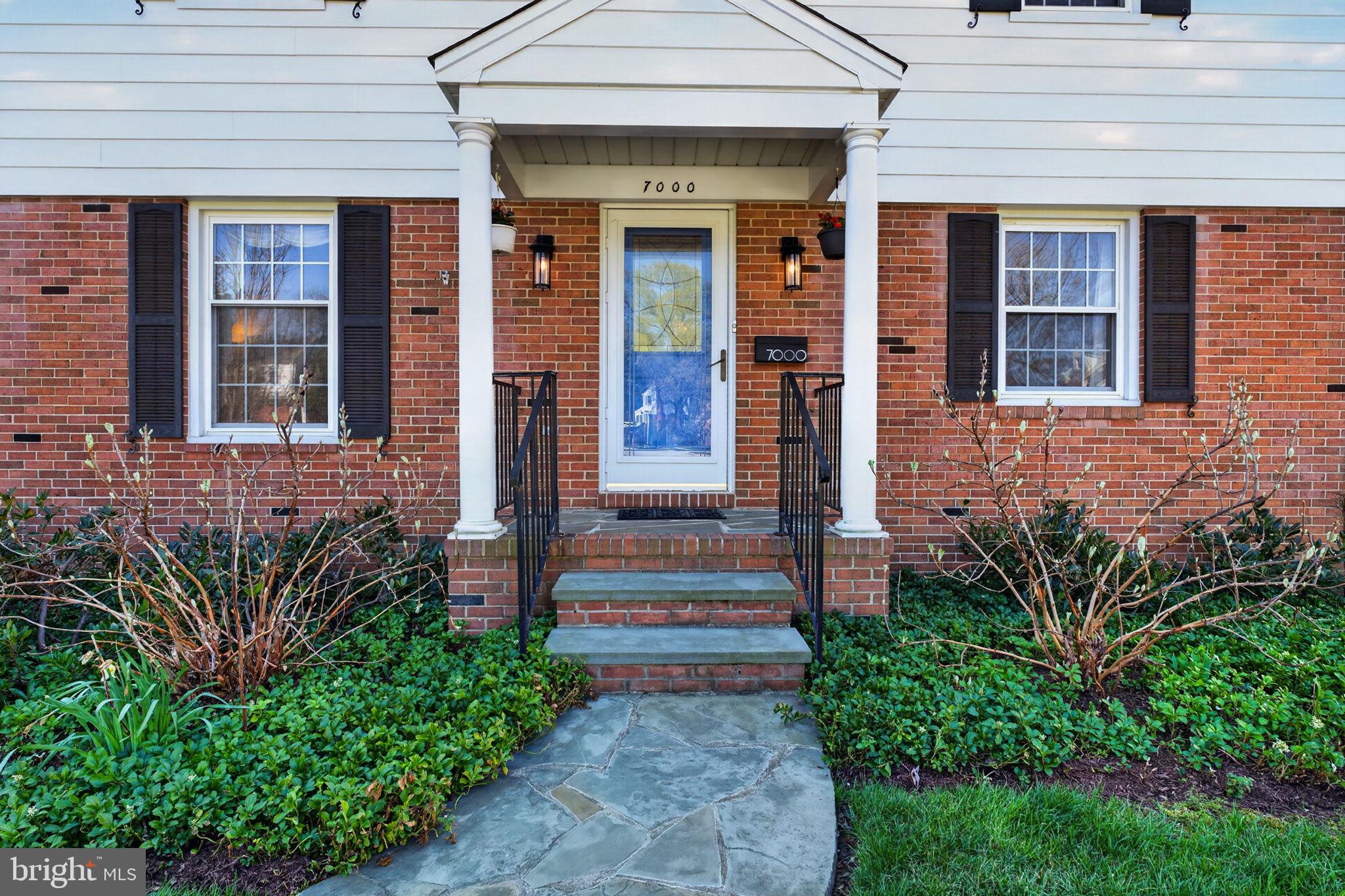 STONELEIGH - Residential