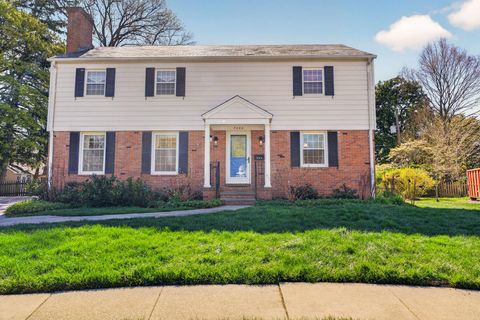Homes For Sale - 7000 Stoneleigh Court<br/> BALTIMORE, MD 21212