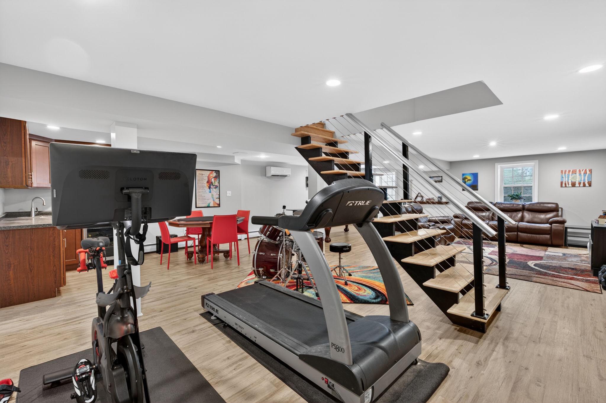 STONELEIGH - Residential