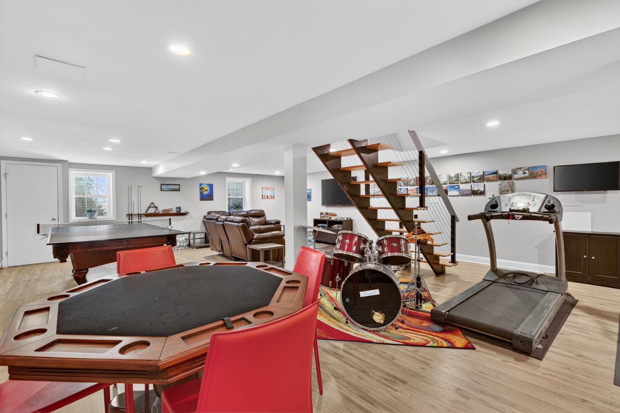 STONELEIGH - Residential