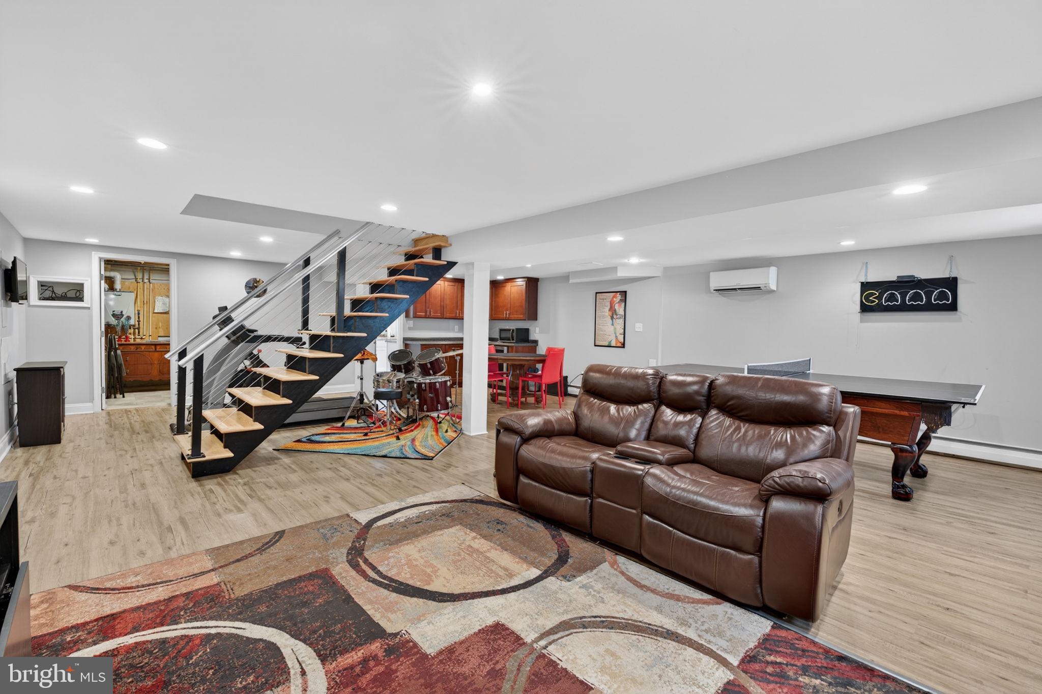 STONELEIGH - Residential