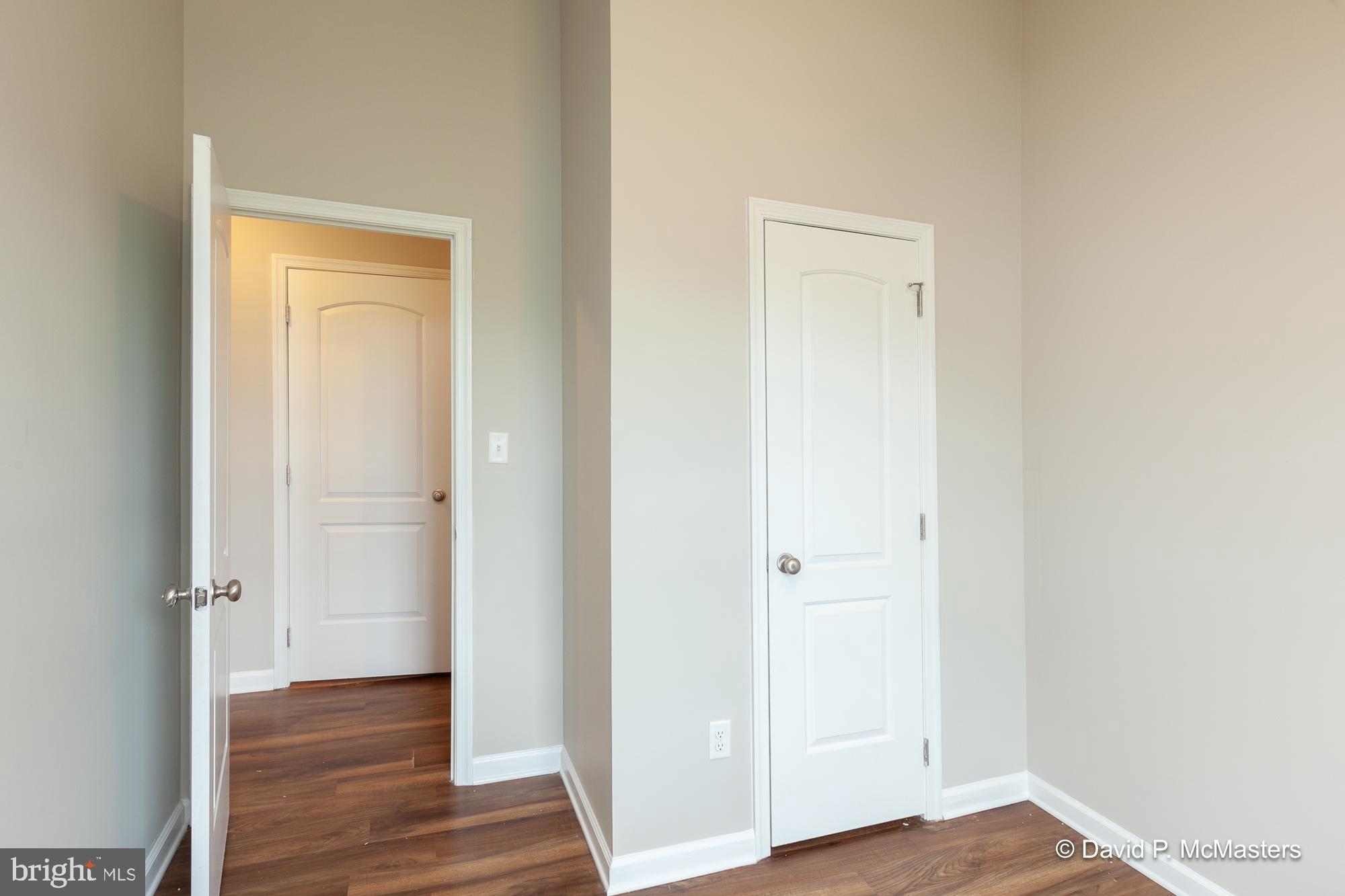 TOWNES OF RIDGEWAY - Residential