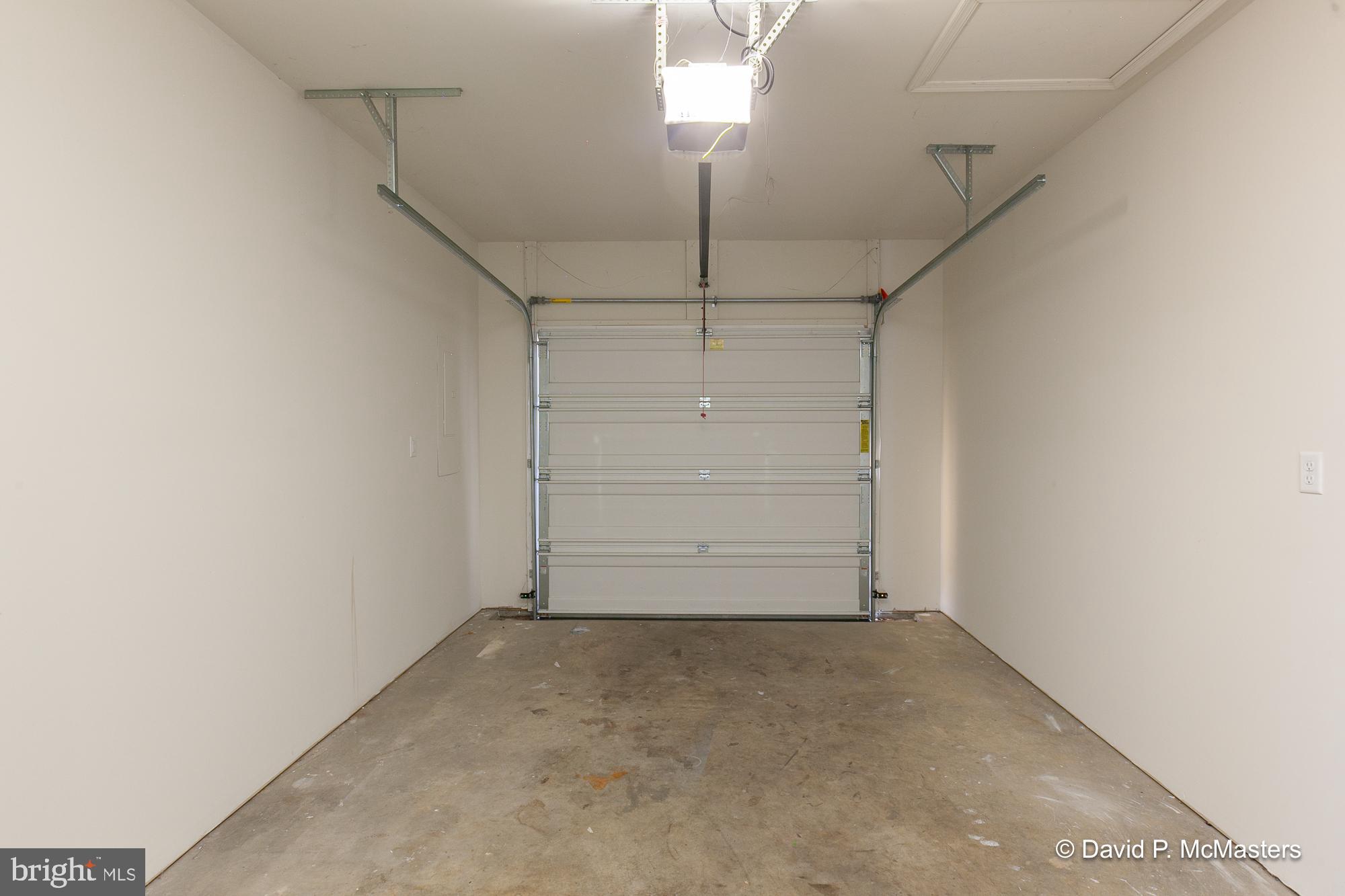 TOWNES OF RIDGEWAY - Residential