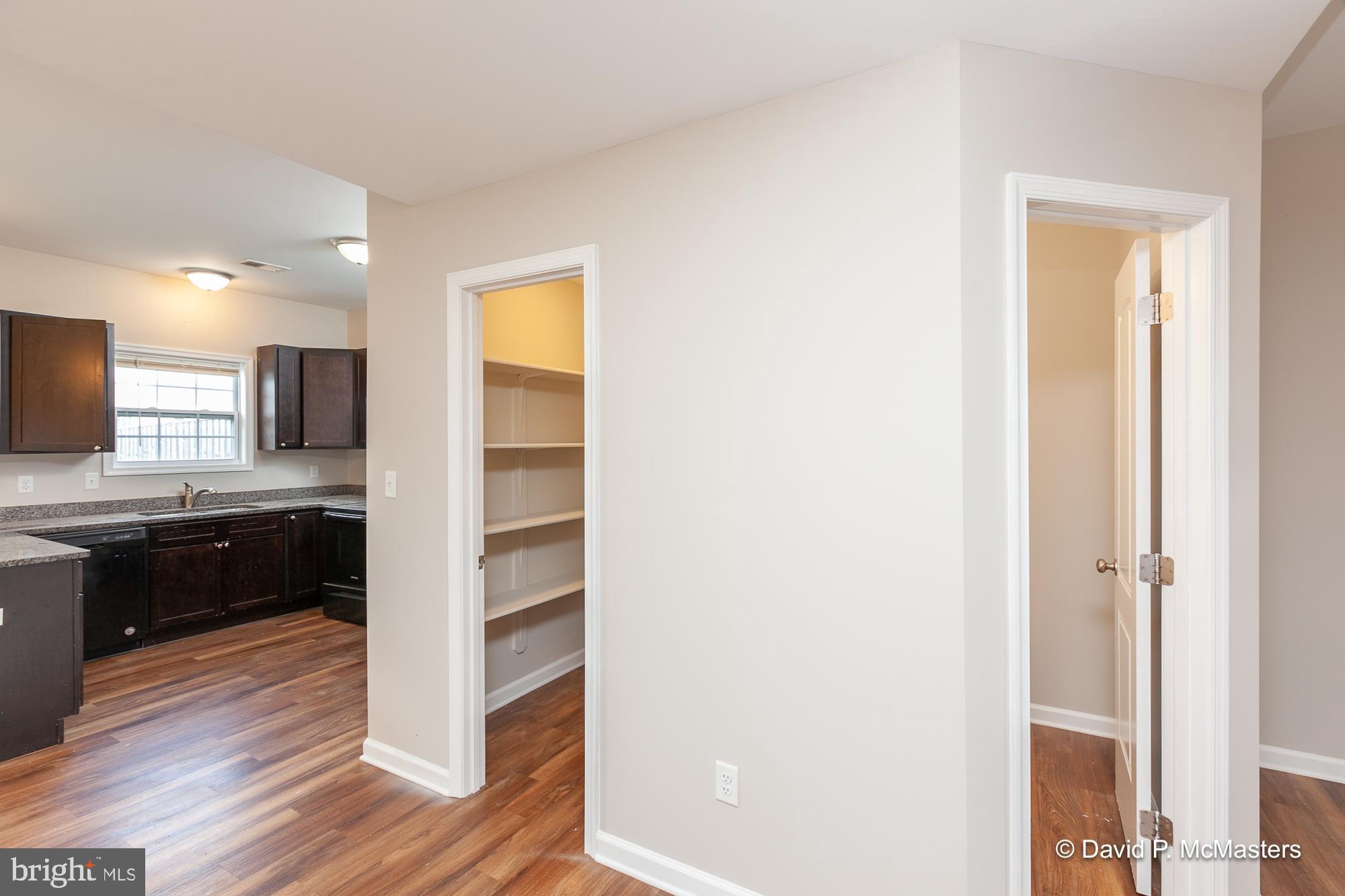 TOWNES OF RIDGEWAY - Residential