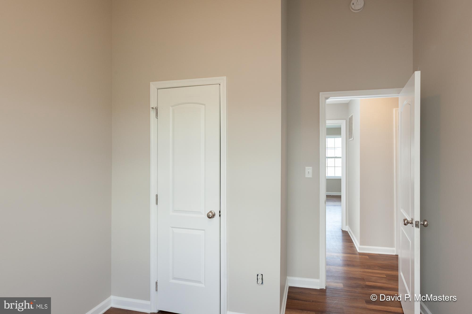 TOWNES OF RIDGEWAY - Residential