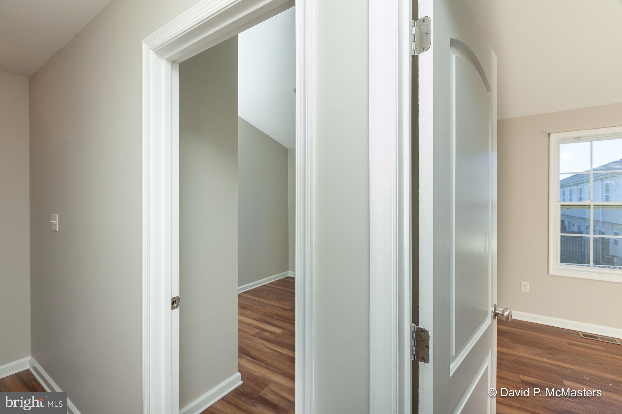 TOWNES OF RIDGEWAY - Residential