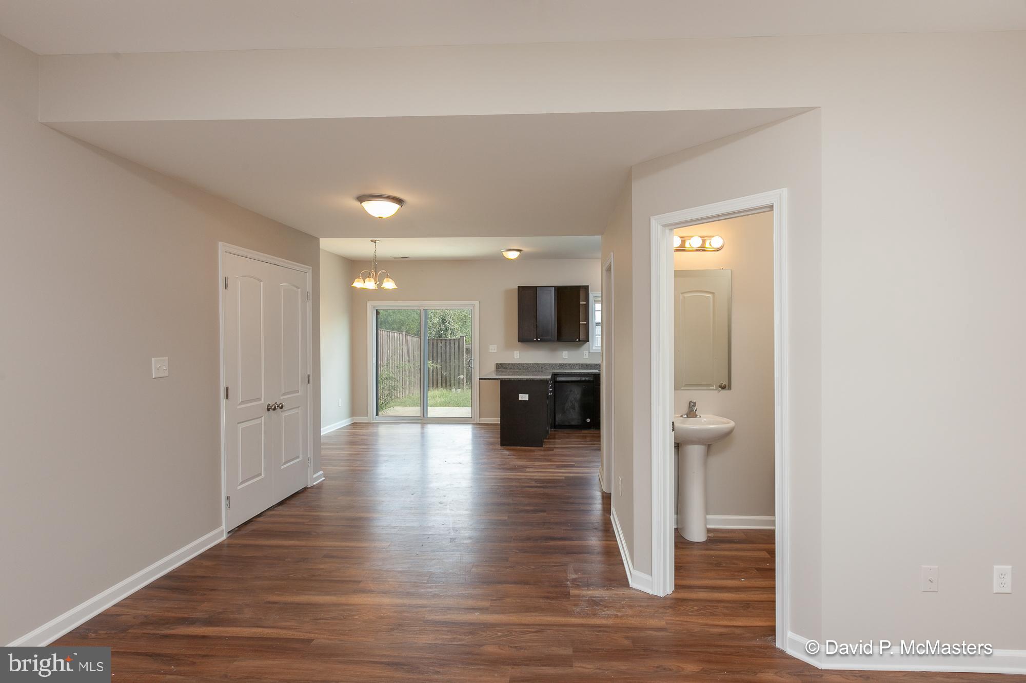 TOWNES OF RIDGEWAY - Residential