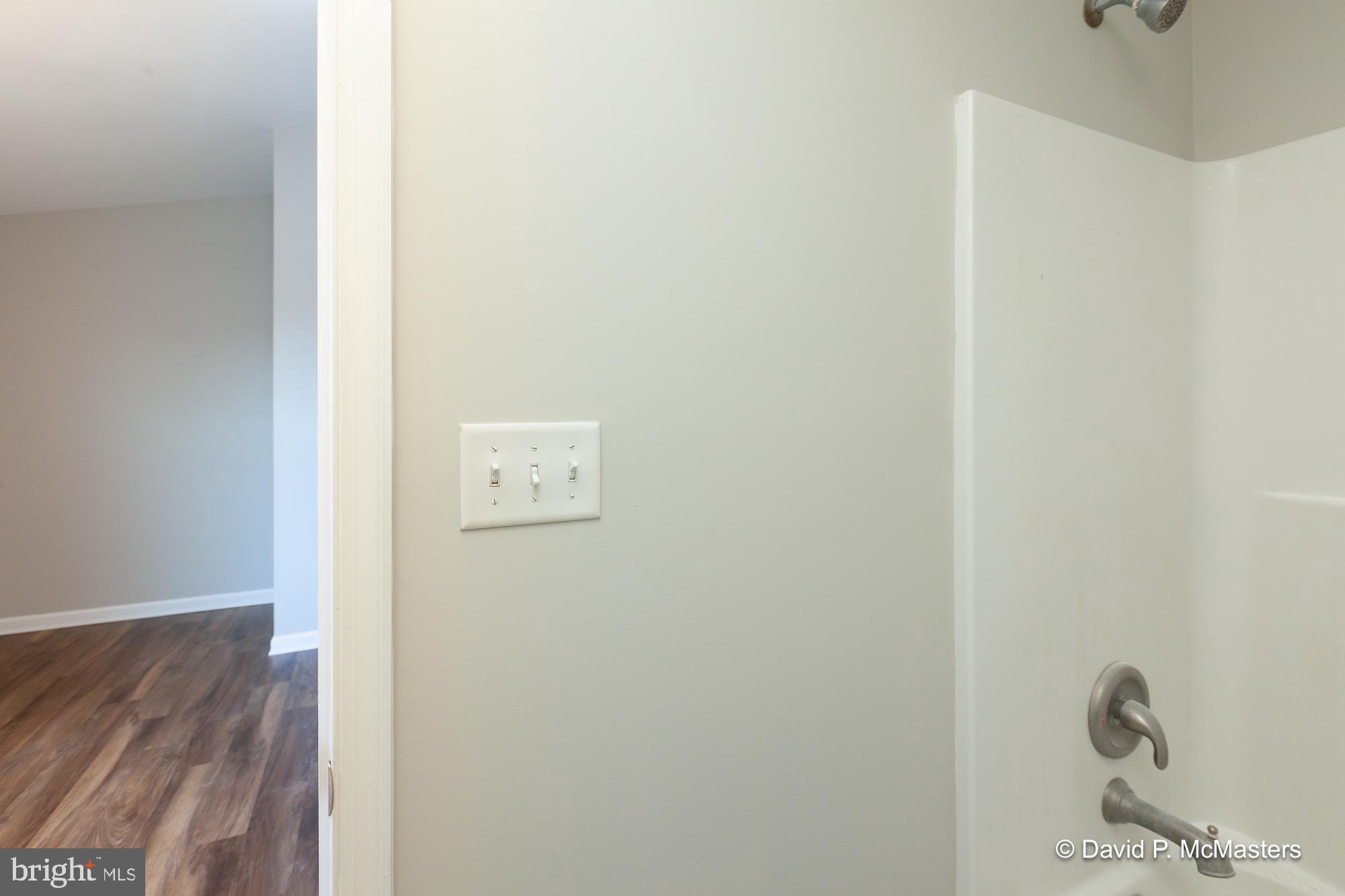 TOWNES OF RIDGEWAY - Residential