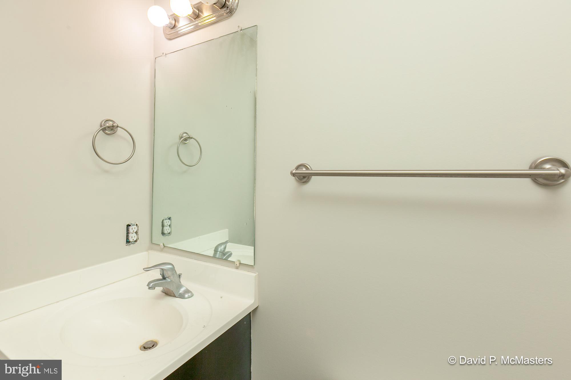 TOWNES OF RIDGEWAY - Residential