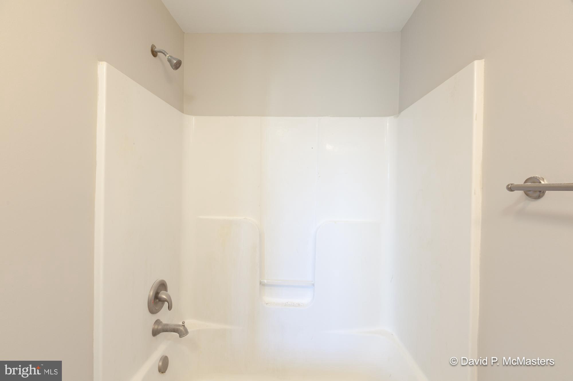 TOWNES OF RIDGEWAY - Residential