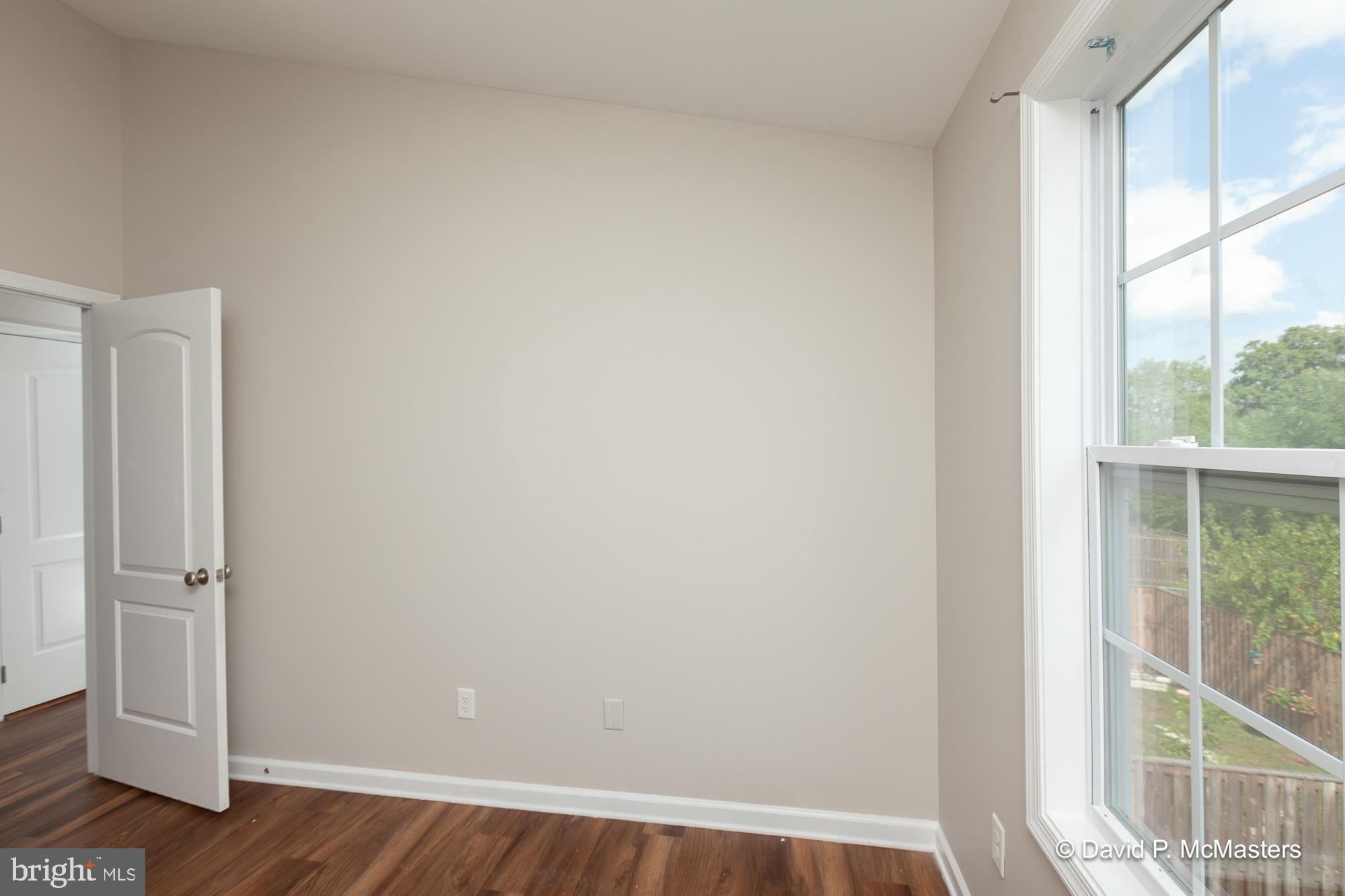 TOWNES OF RIDGEWAY - Residential