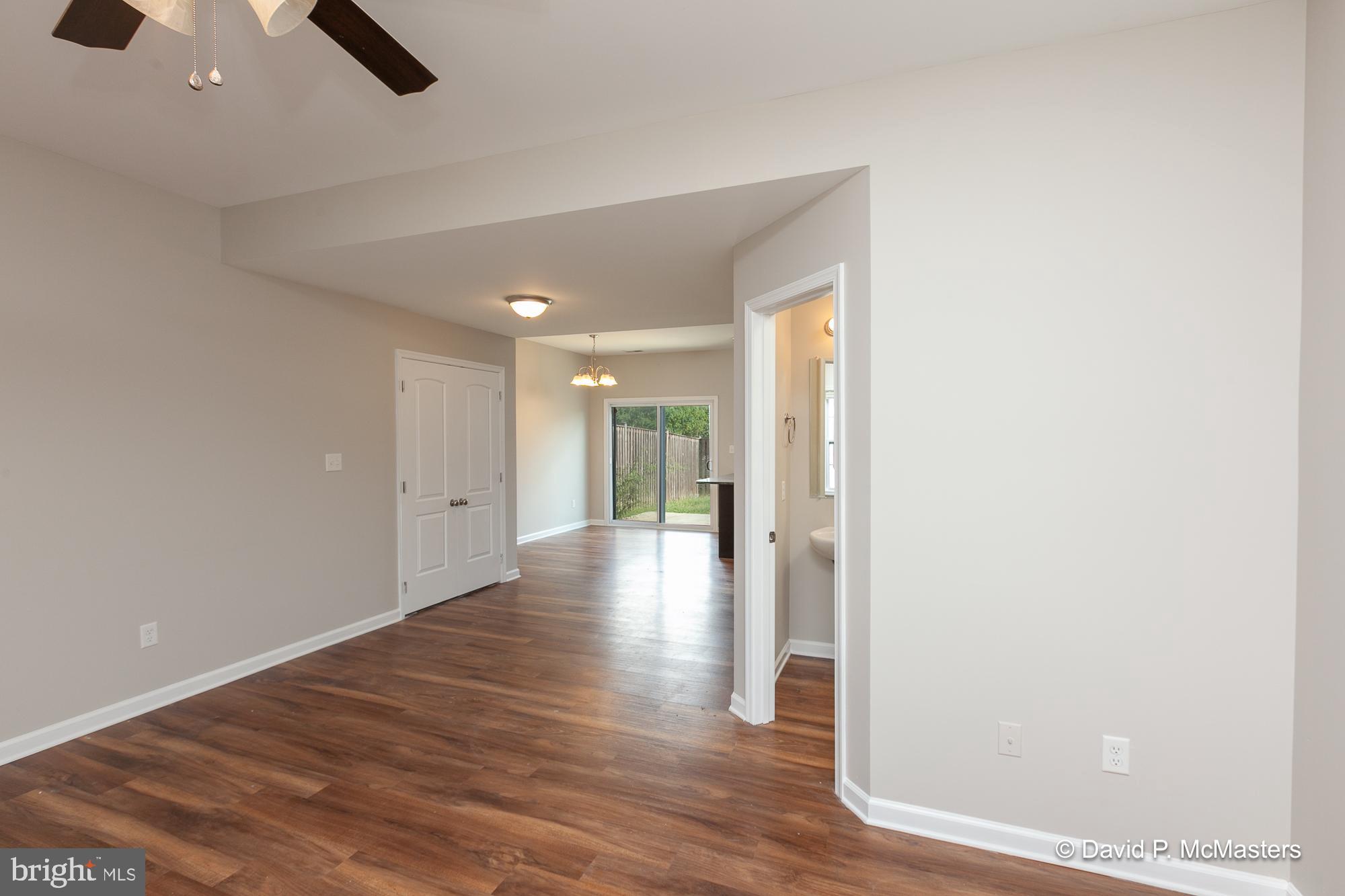 TOWNES OF RIDGEWAY - Residential