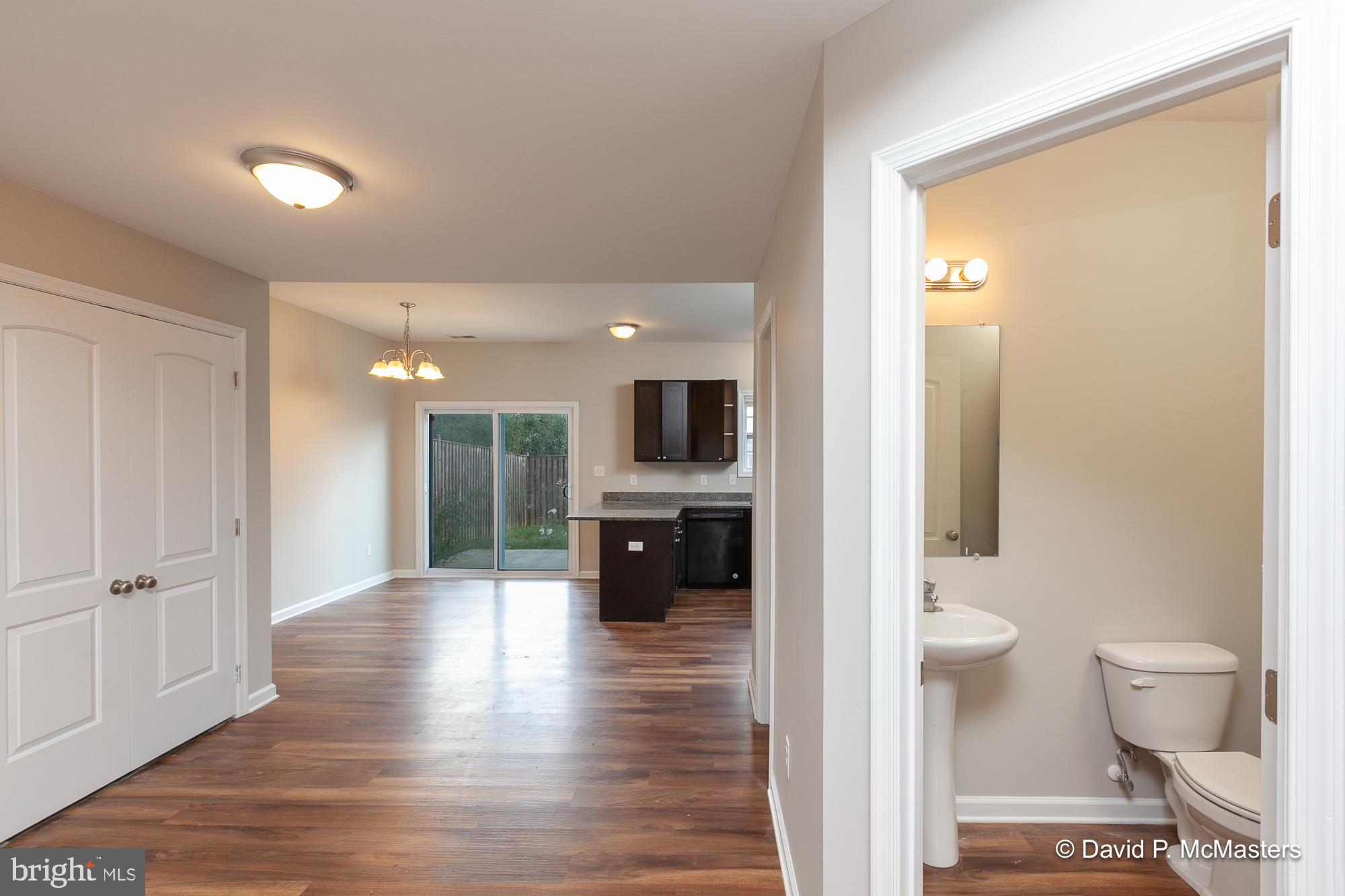 TOWNES OF RIDGEWAY - Residential