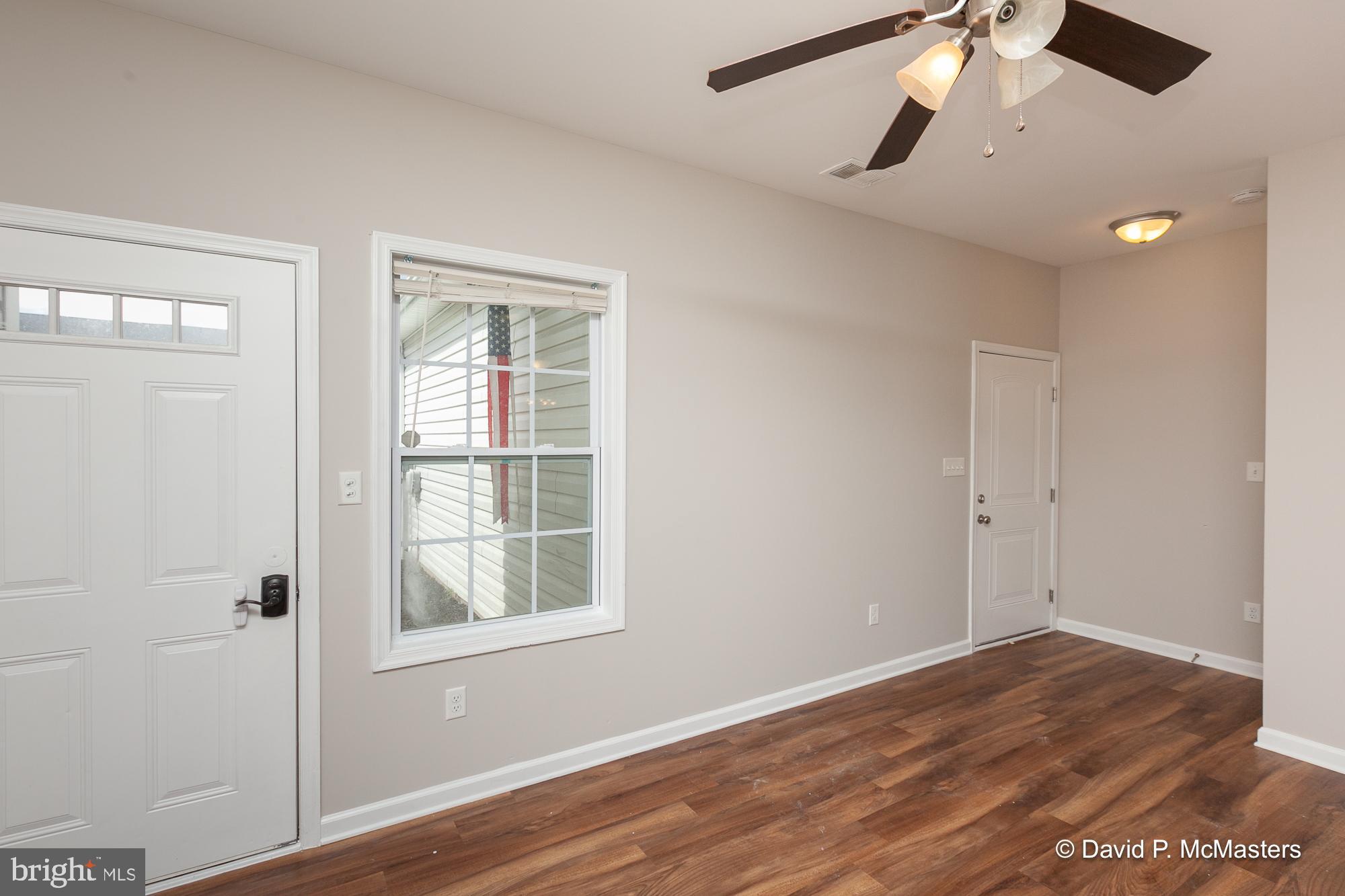 TOWNES OF RIDGEWAY - Residential