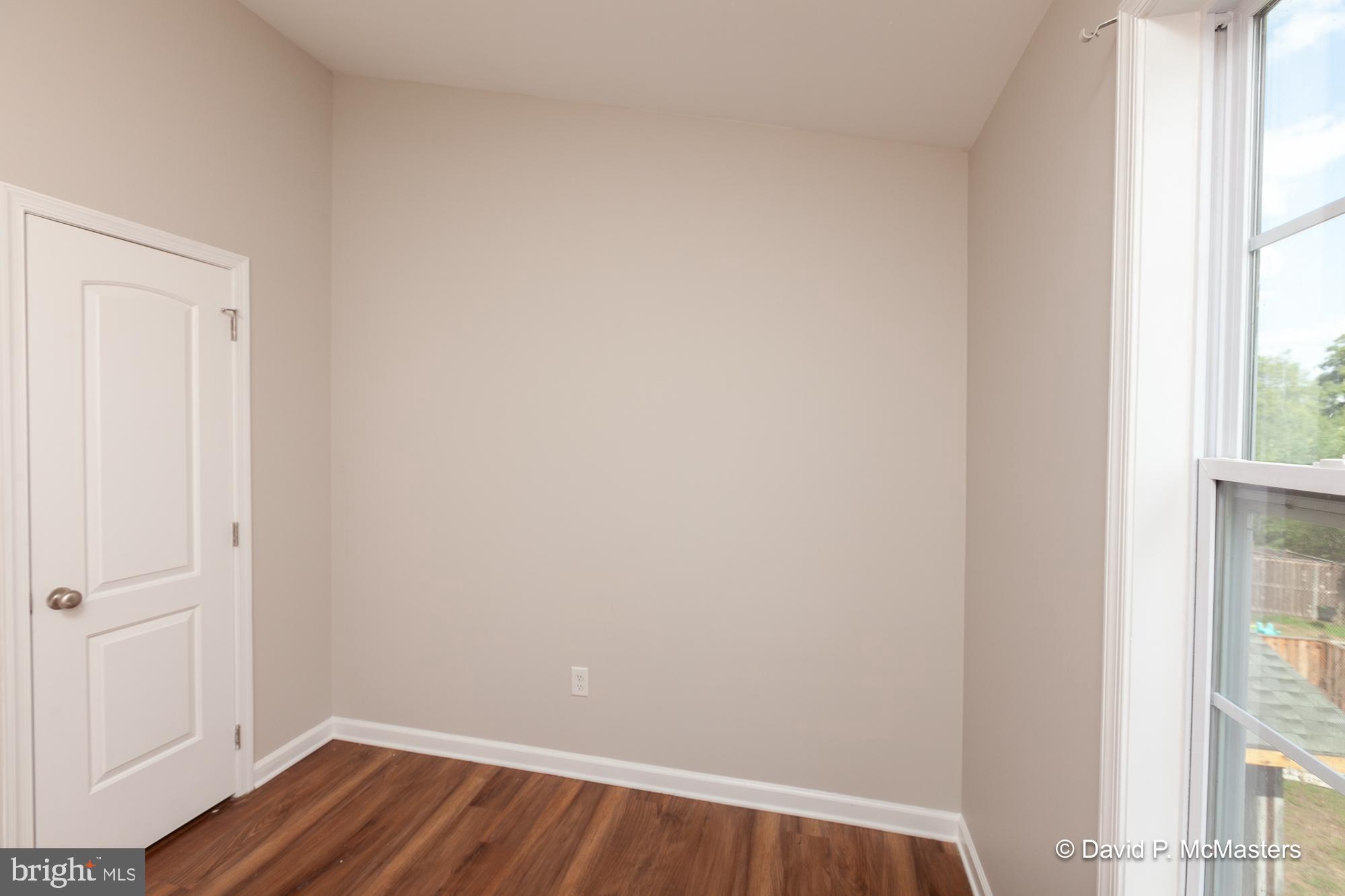 TOWNES OF RIDGEWAY - Residential