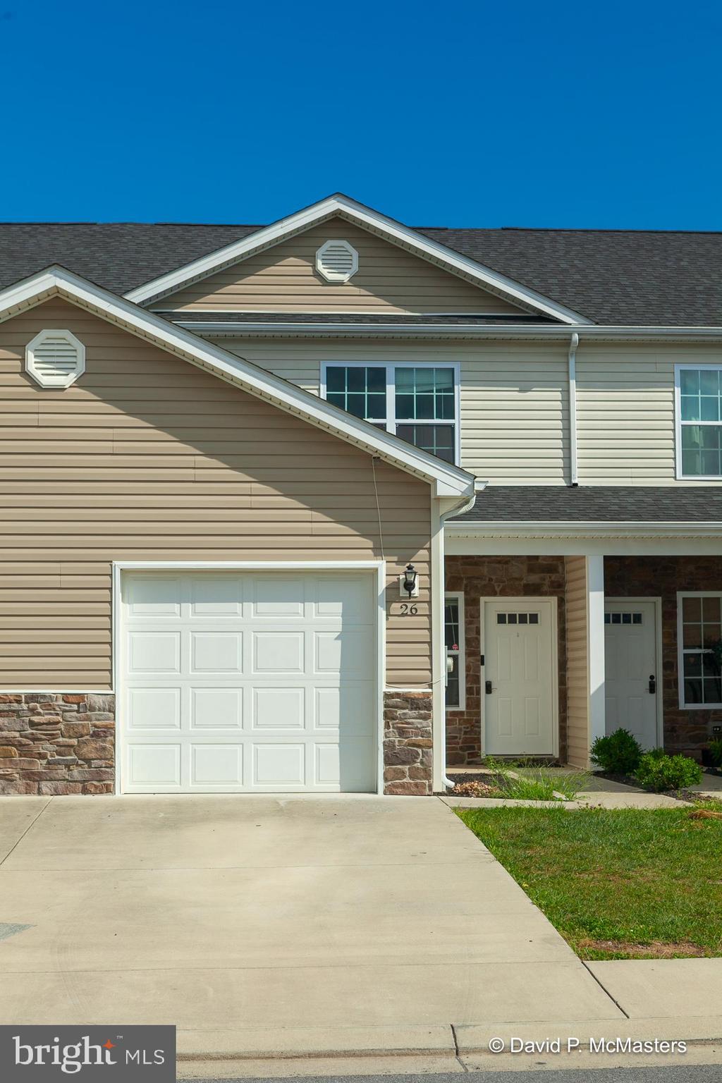 TOWNES OF RIDGEWAY - Residential