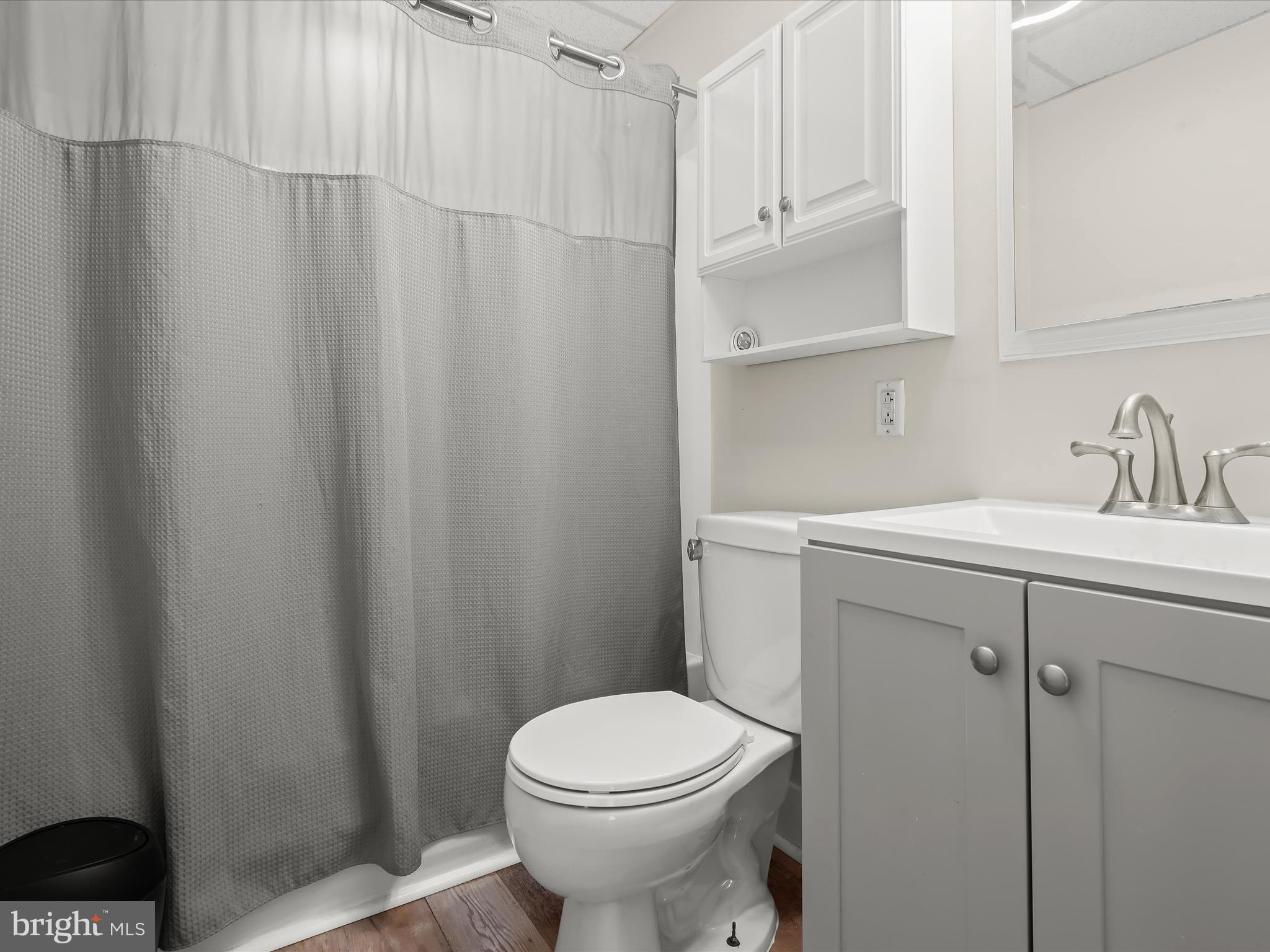 ELMWOOD - Residential