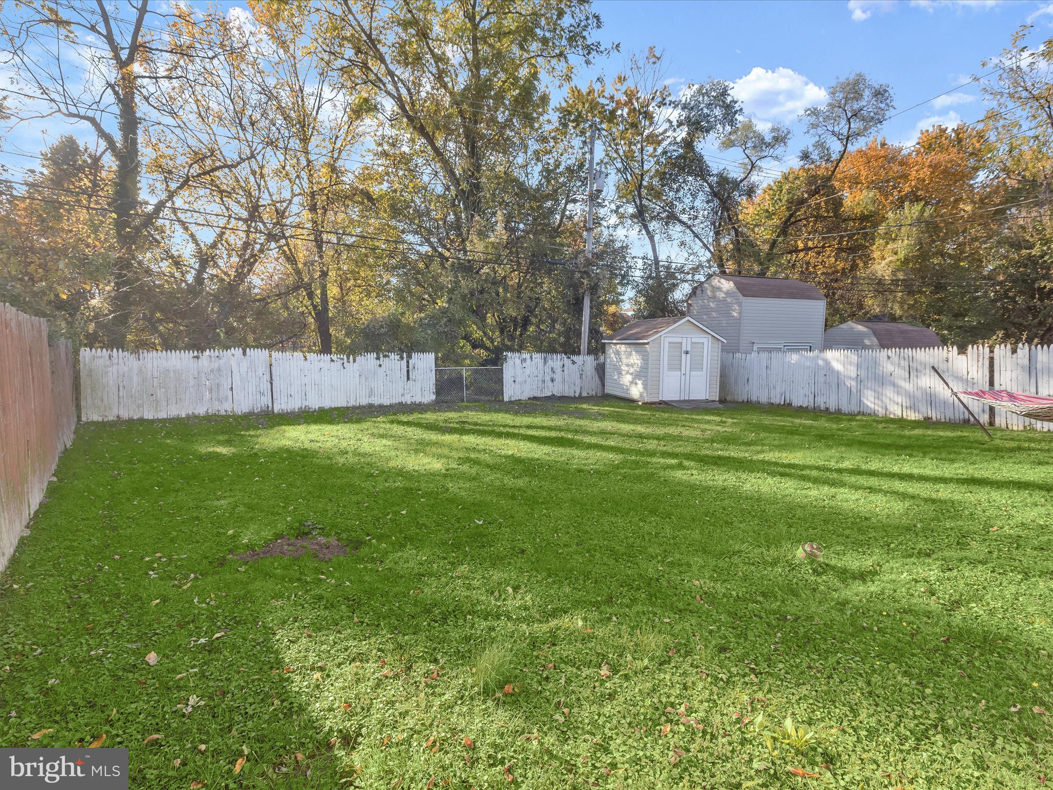 ELMWOOD - Residential