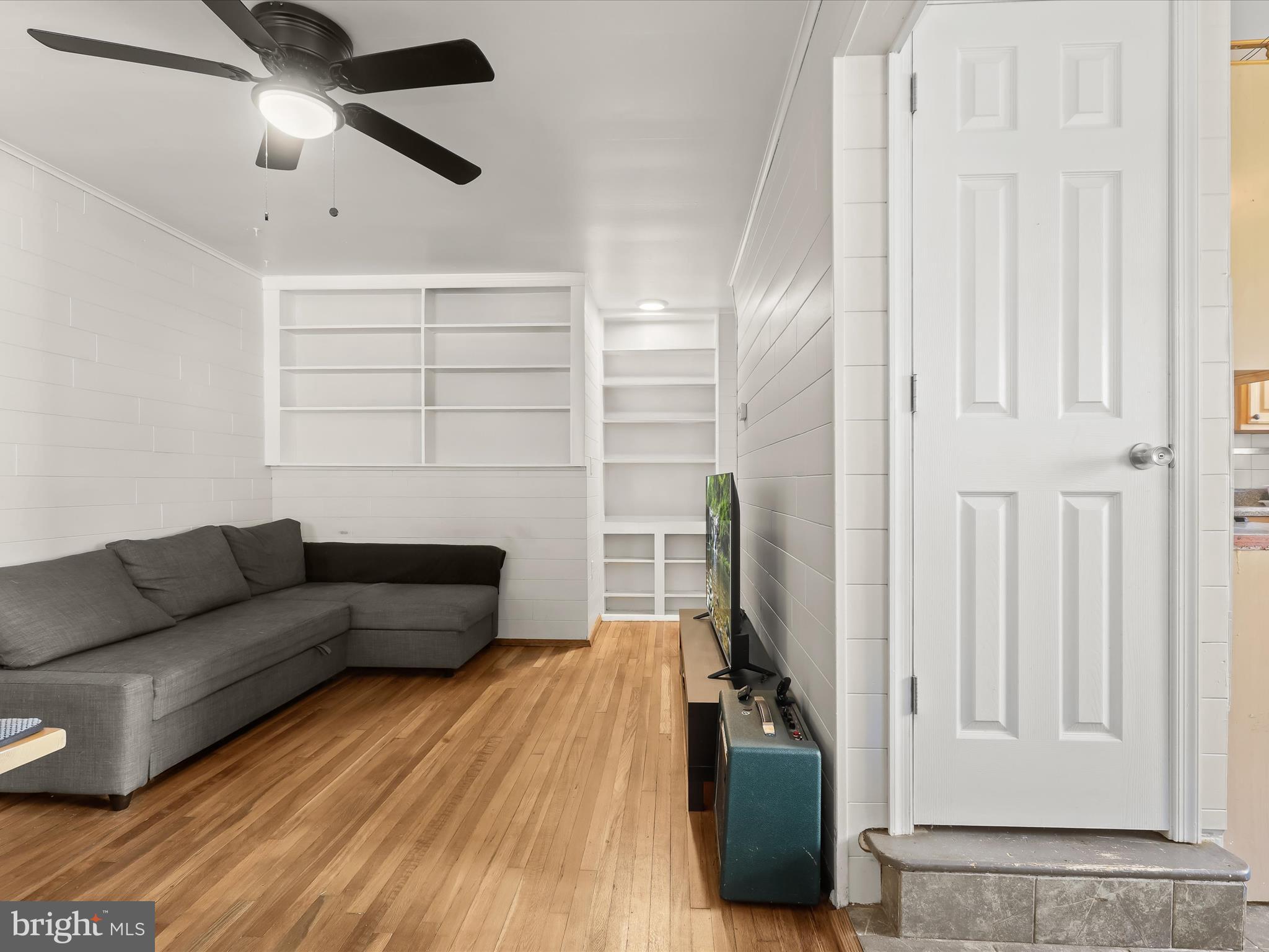 ELMWOOD - Residential