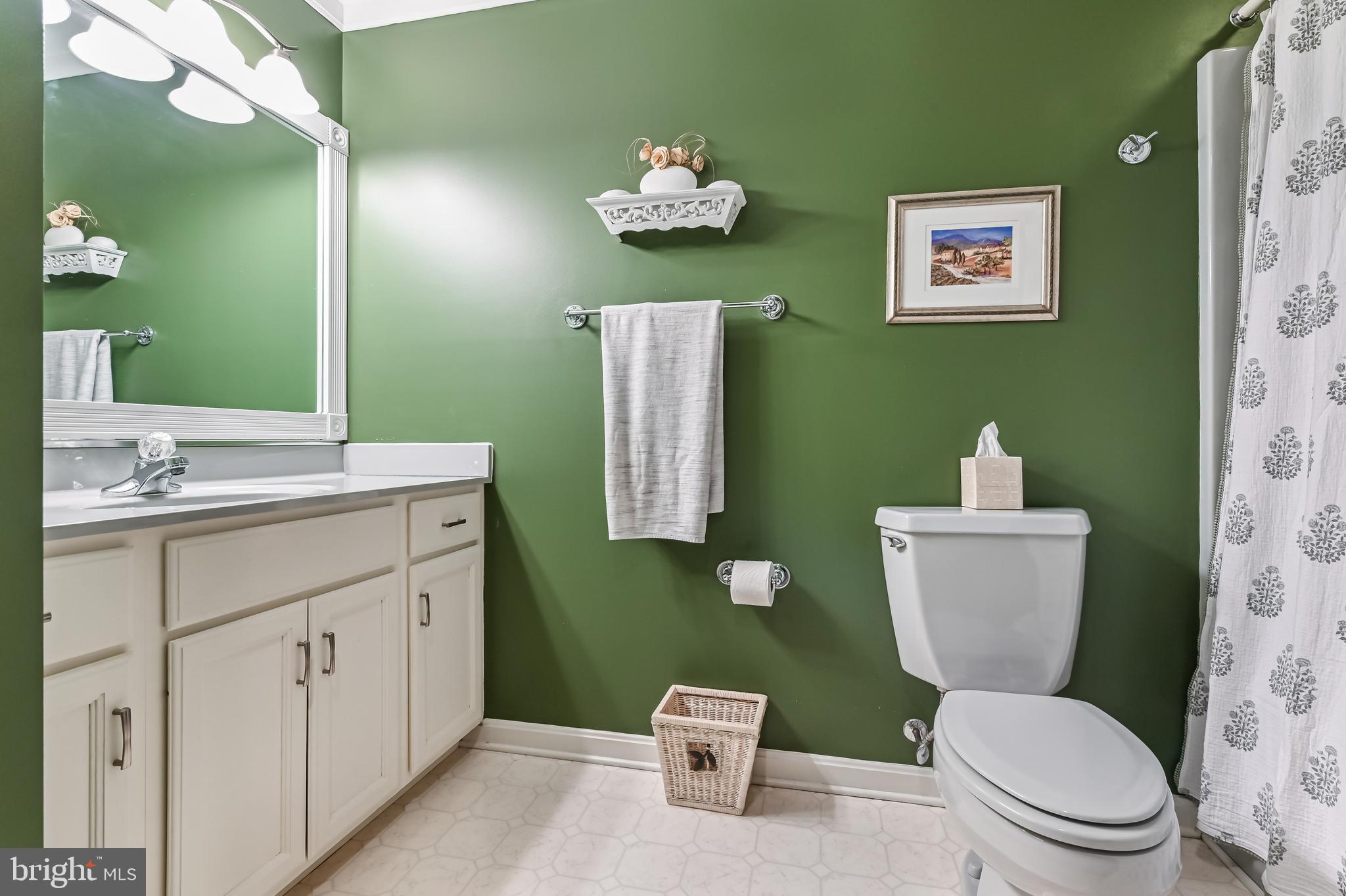 TALL OAKS - Residential