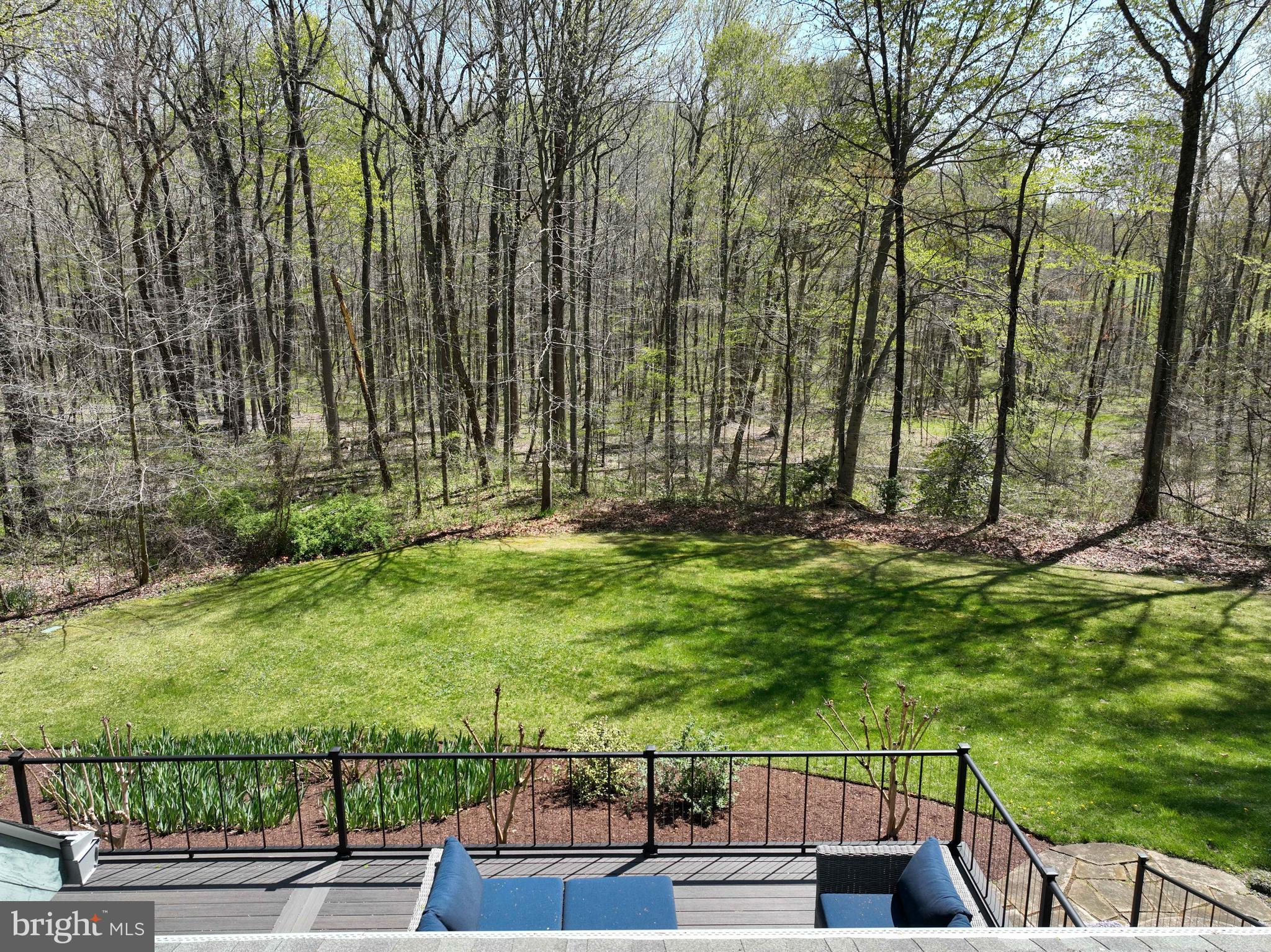 TALL OAKS - Residential