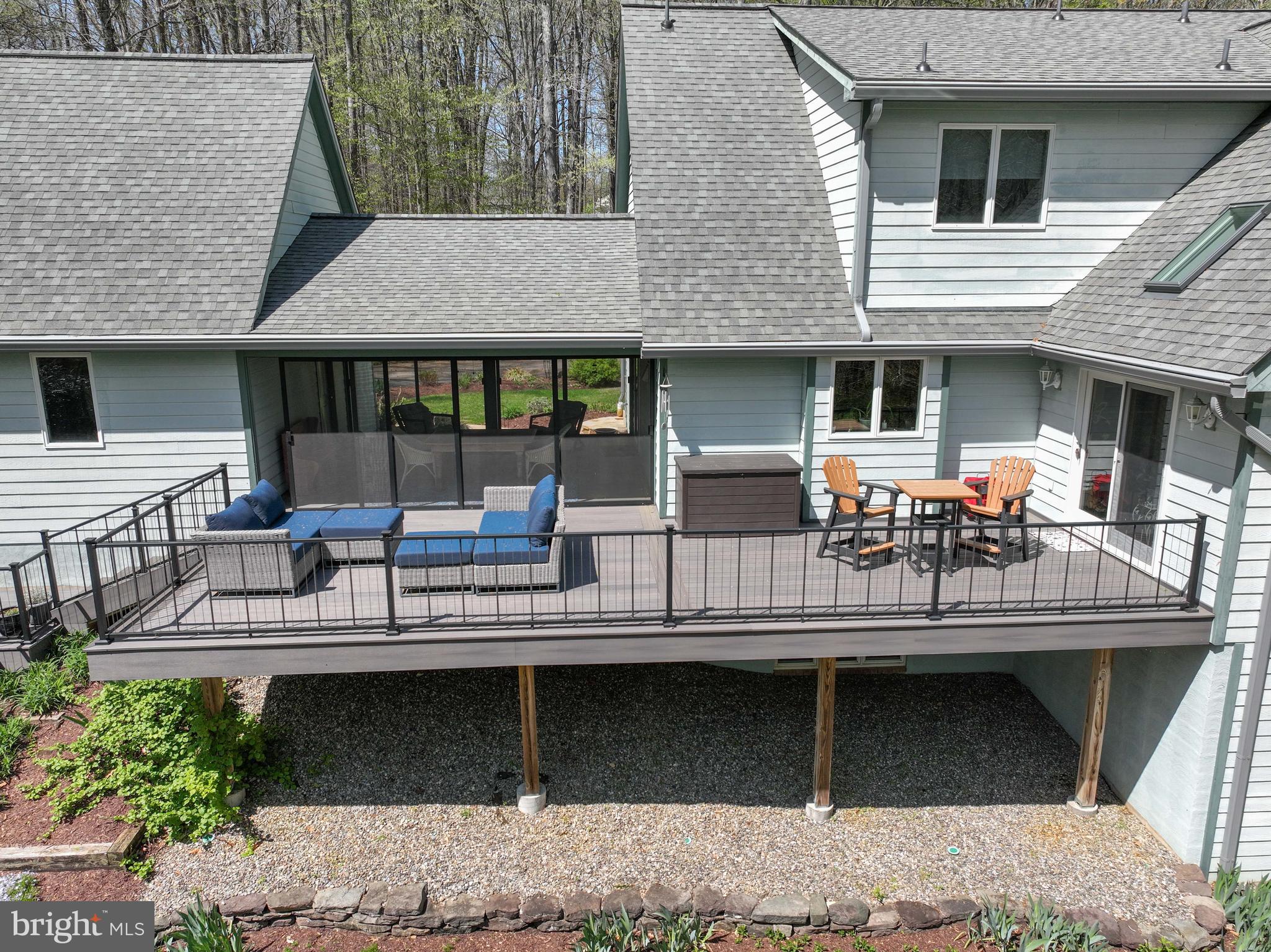 TALL OAKS - Residential