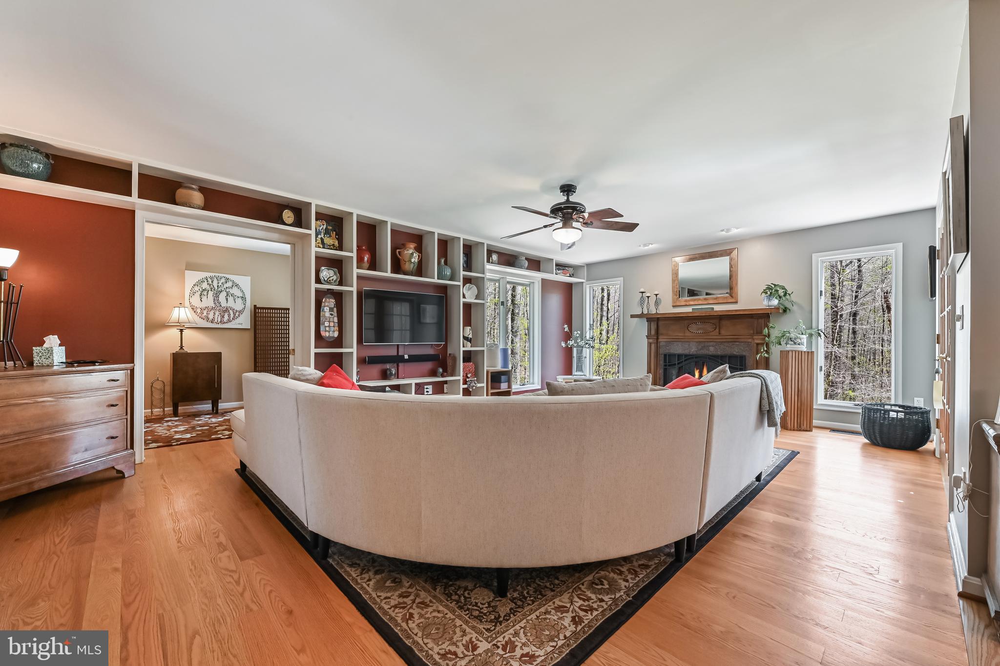 TALL OAKS - Residential